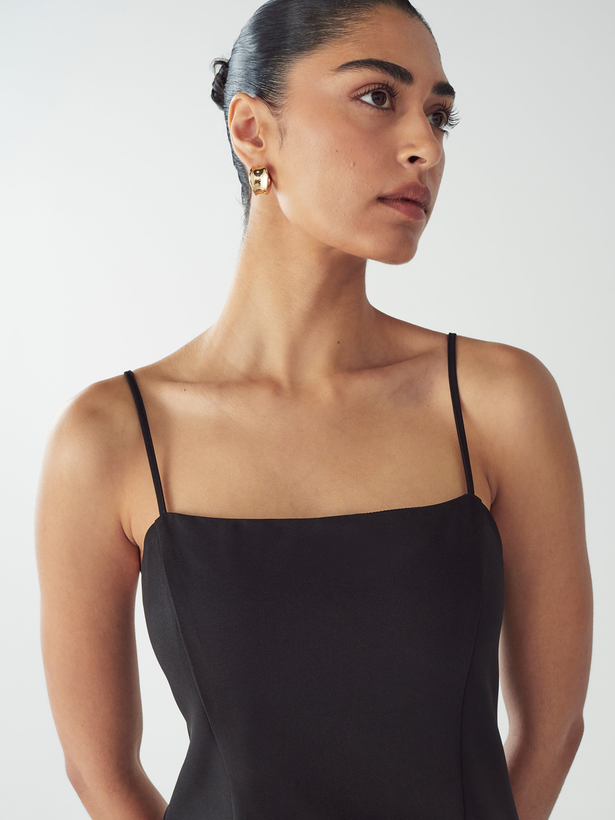 Willa Obleka 'Leonardo' črna