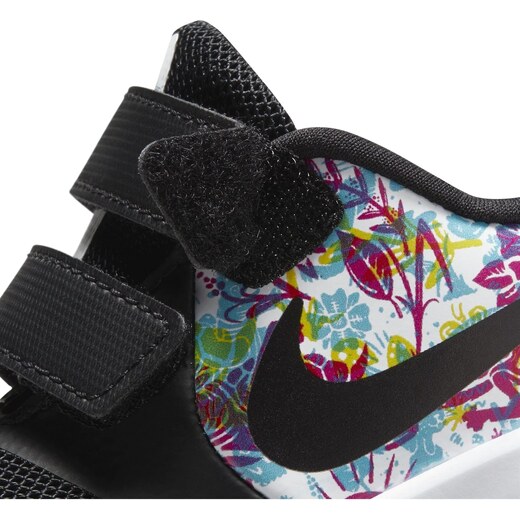 nike star run fable trainers