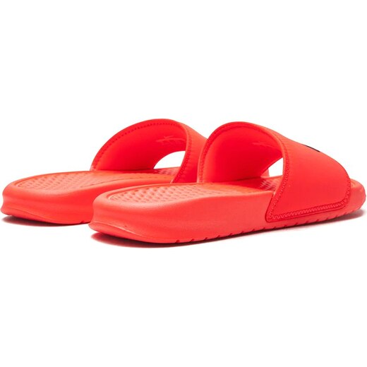 nike benassi red slides