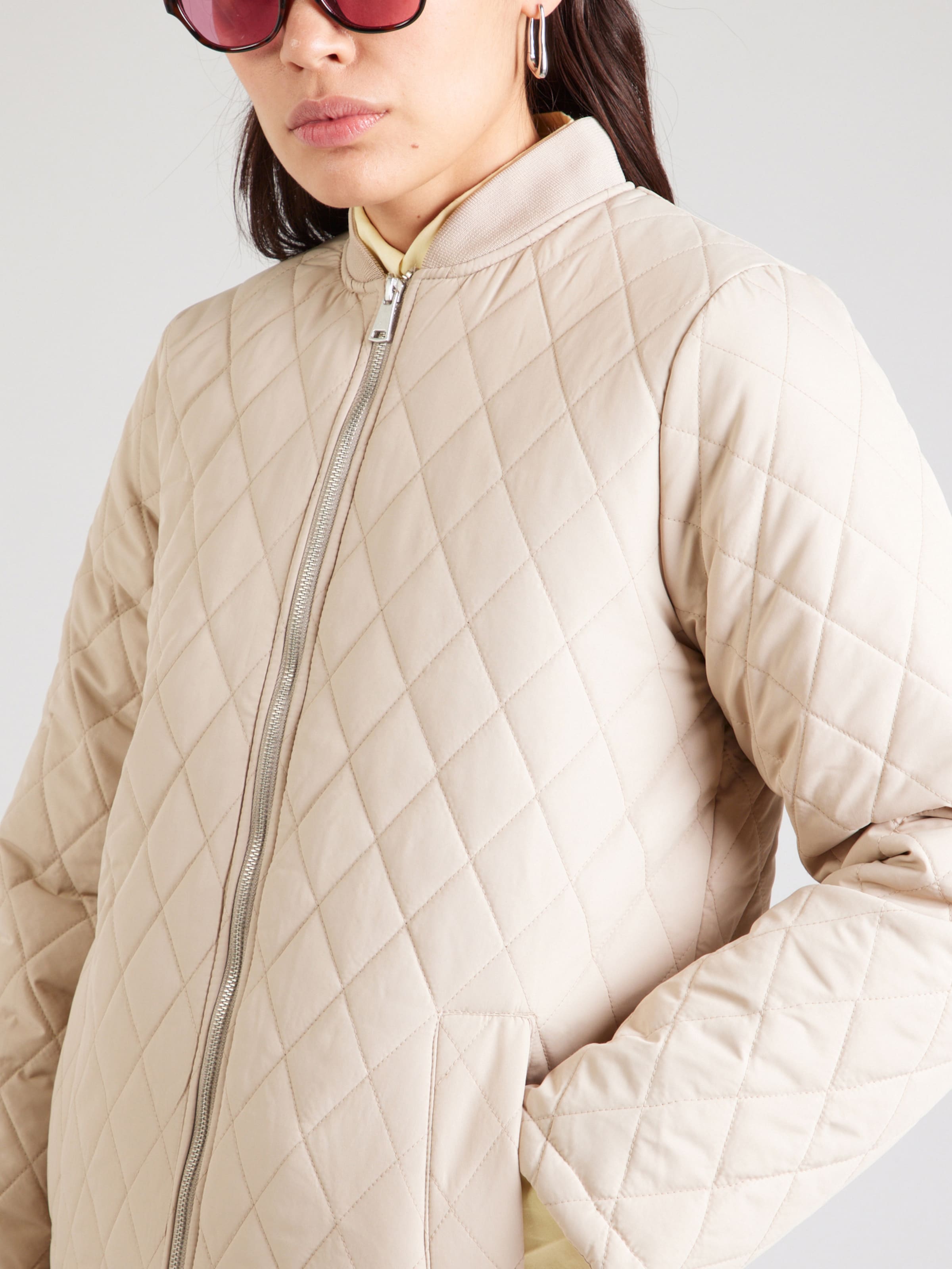 b.young Prehoden plašč 'BETIO' svetlo bež