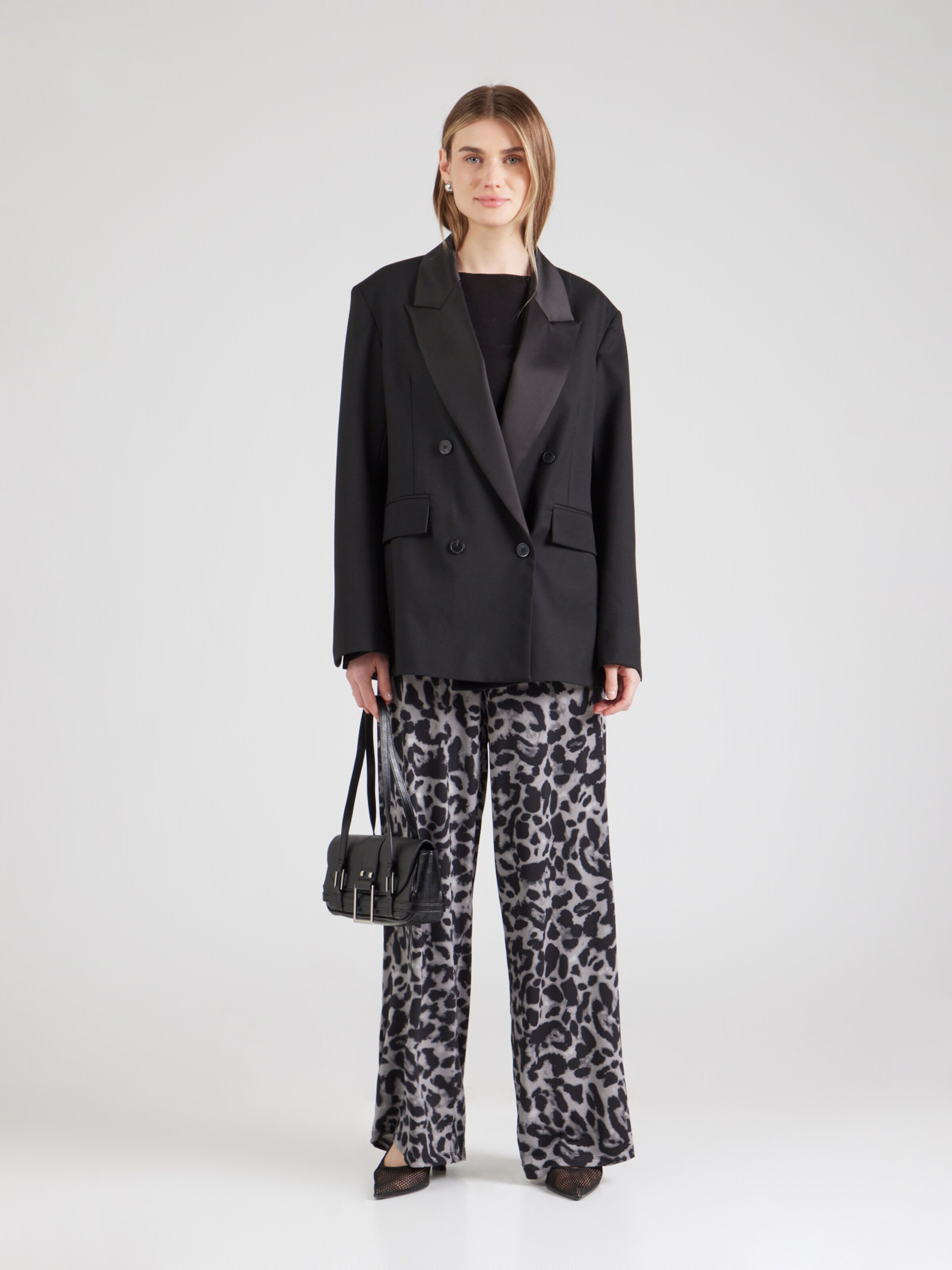 VILA Hlače 'VILeoa' siva / bazaltno siva / črna