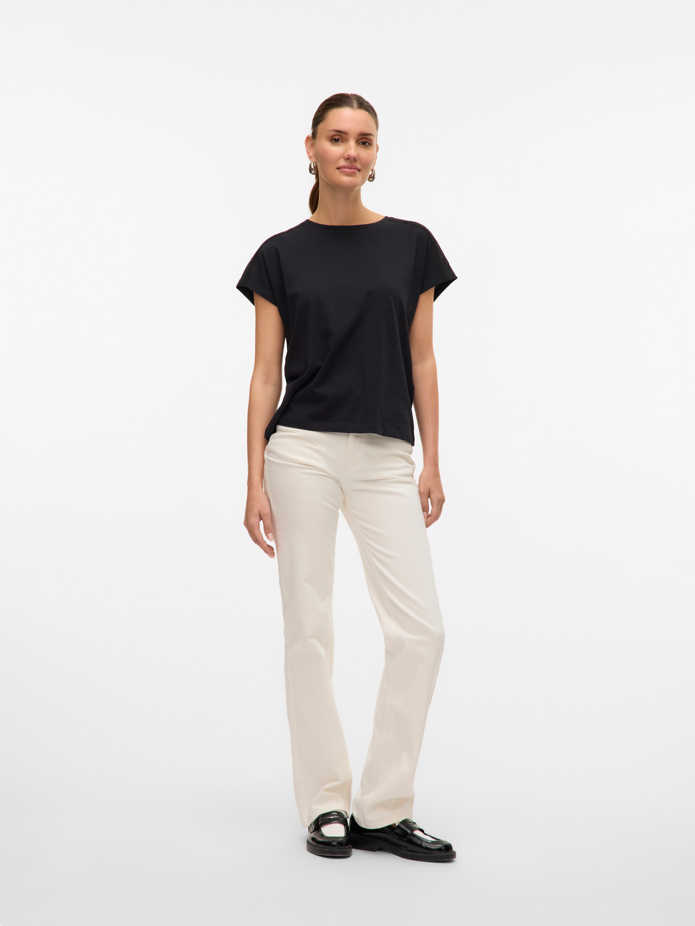 VERO MODA Majica 'Emmy' črna