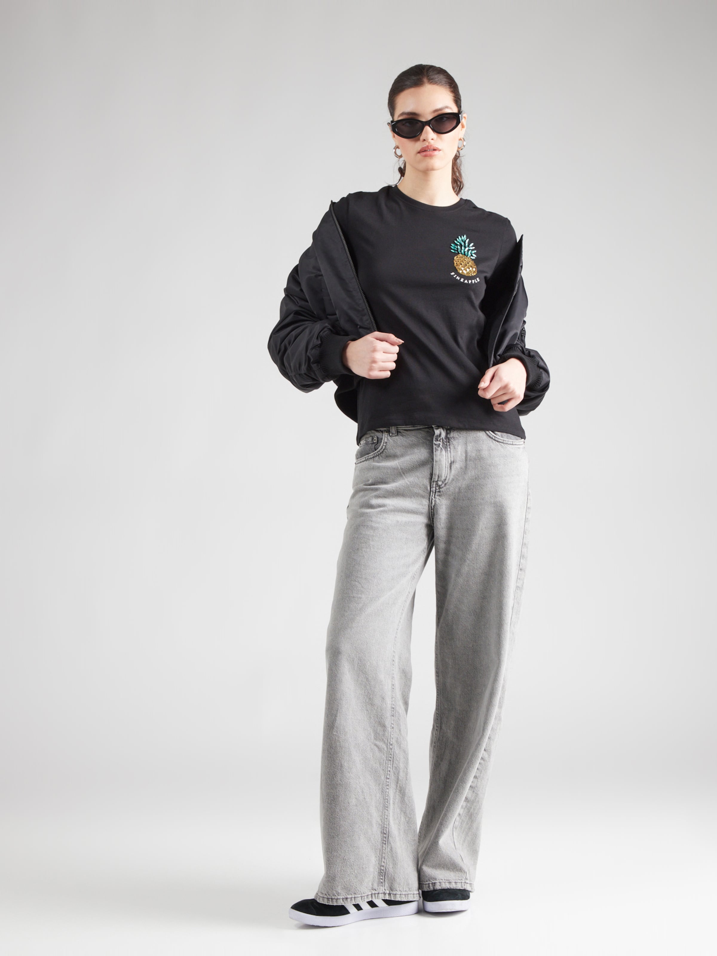 ONLY Majica 'KITA' mešane barve / črna