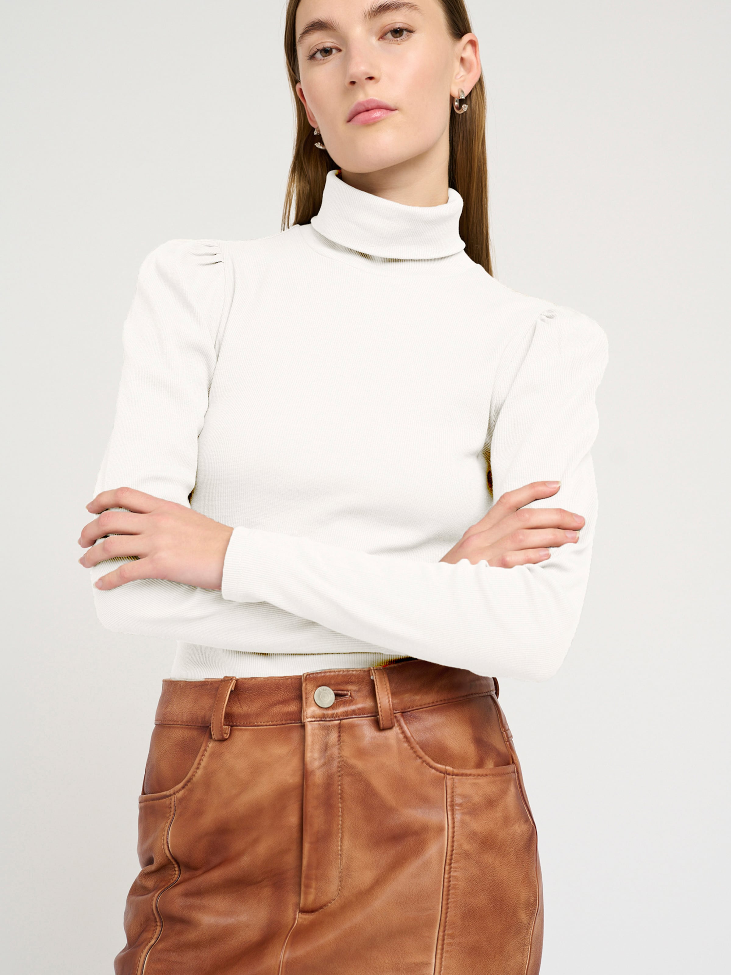 Gestuz Majica 'DrewGZ' volneno bela