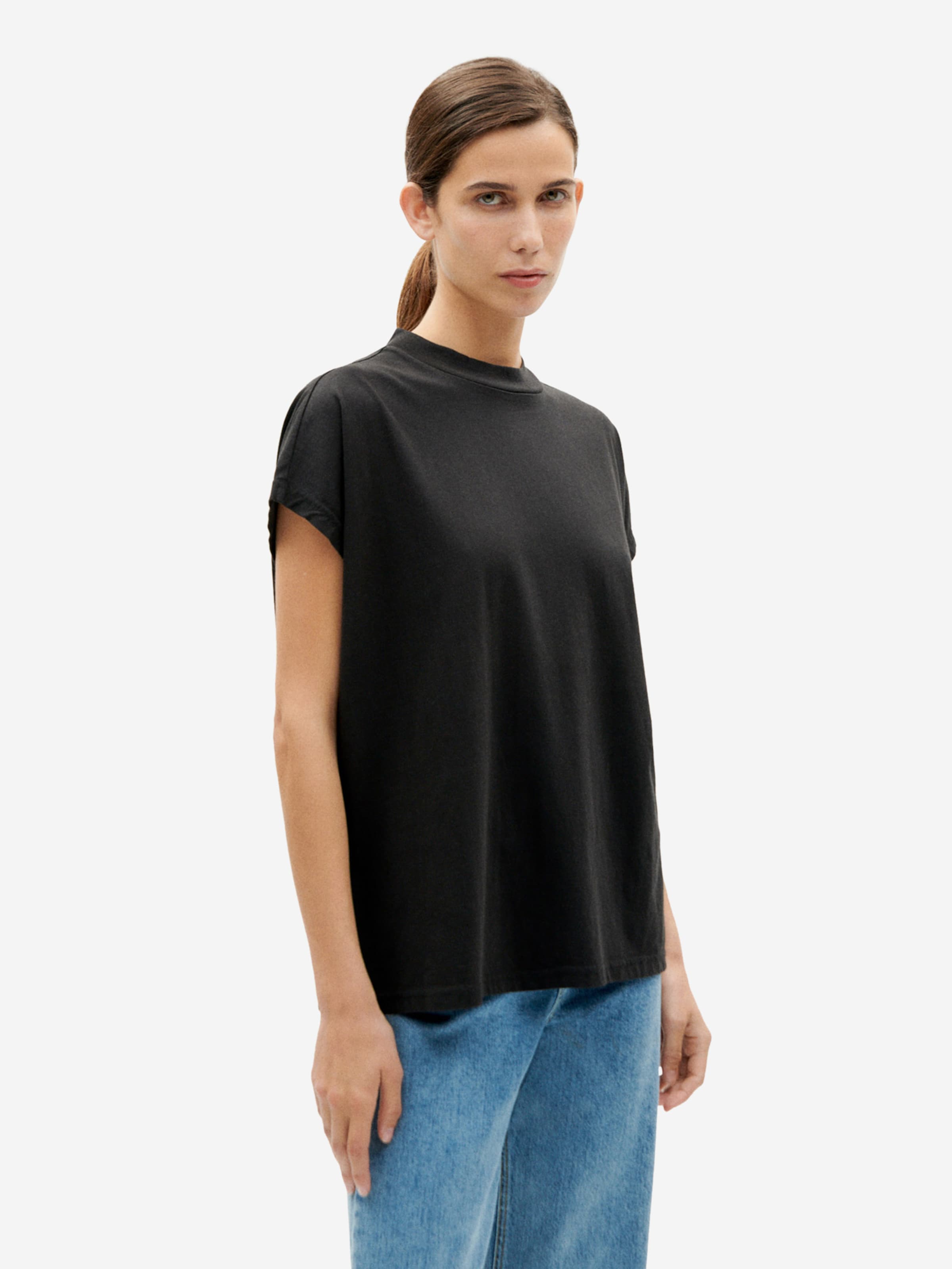 Thinking MU Majica 'Basic Volta' črna