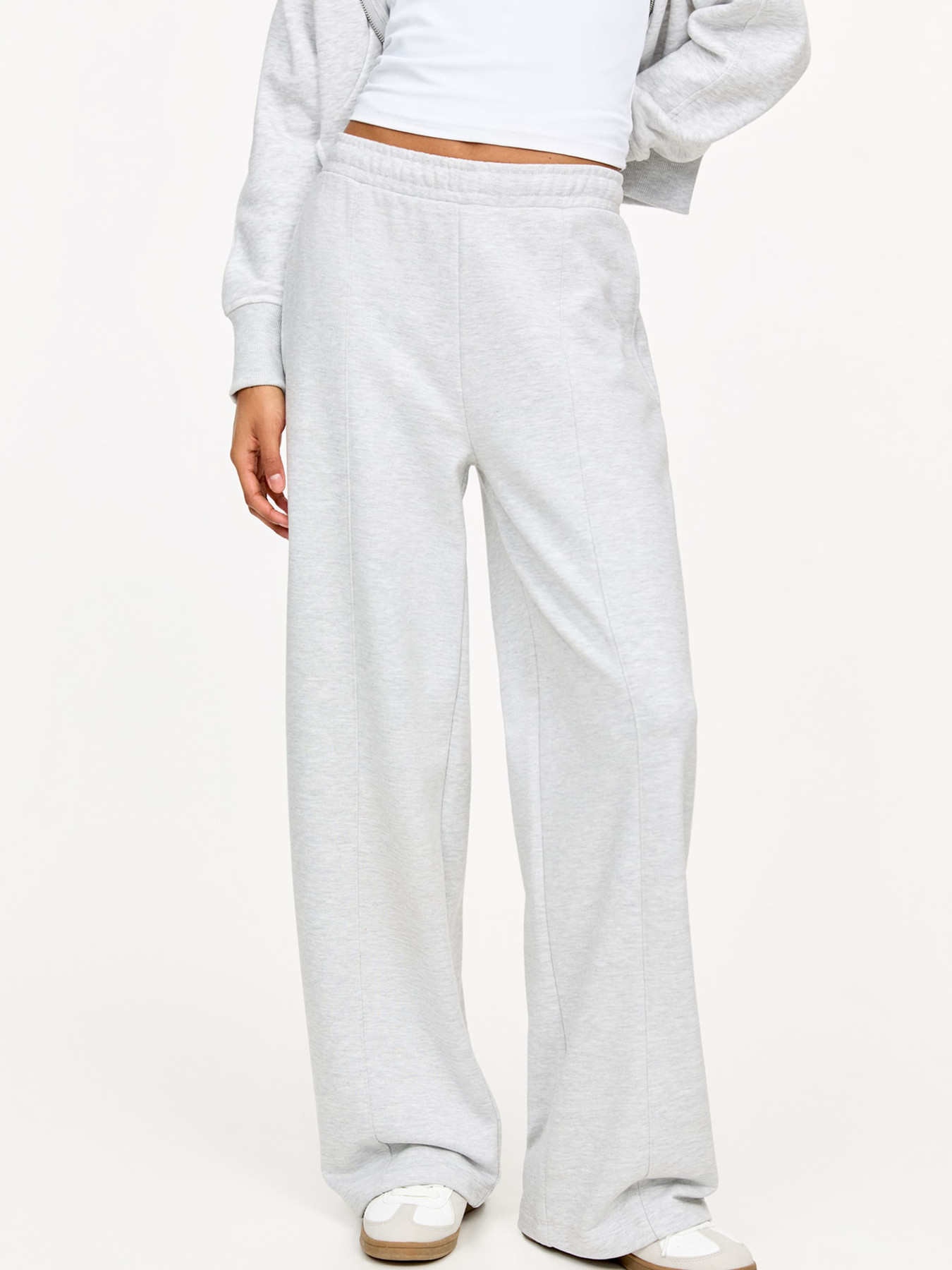 Pull&Bear Hlače svetlo siva