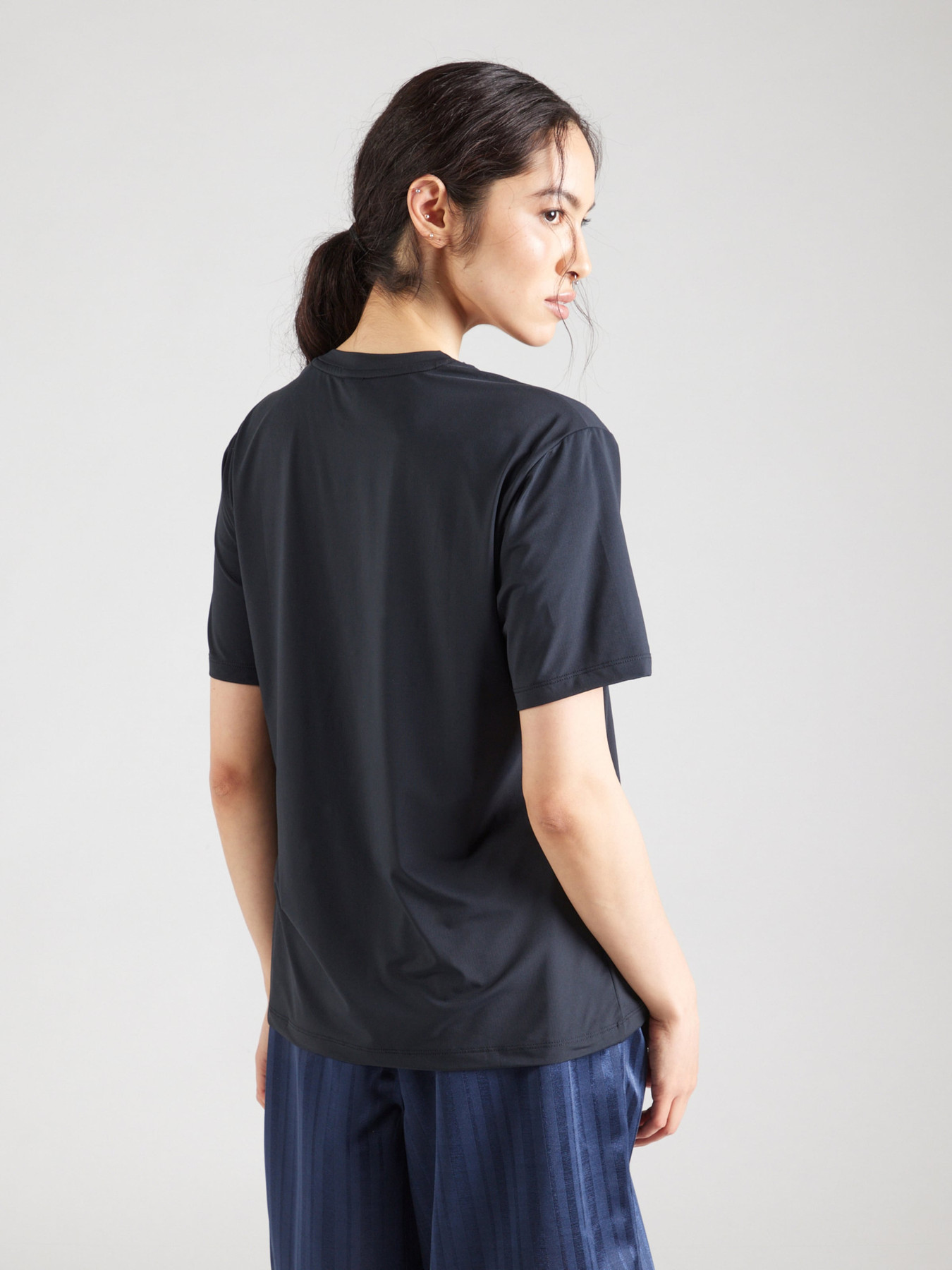 ROXY Majica 'Boundless Spirit' svetlo modra / pastelno rumena / črna