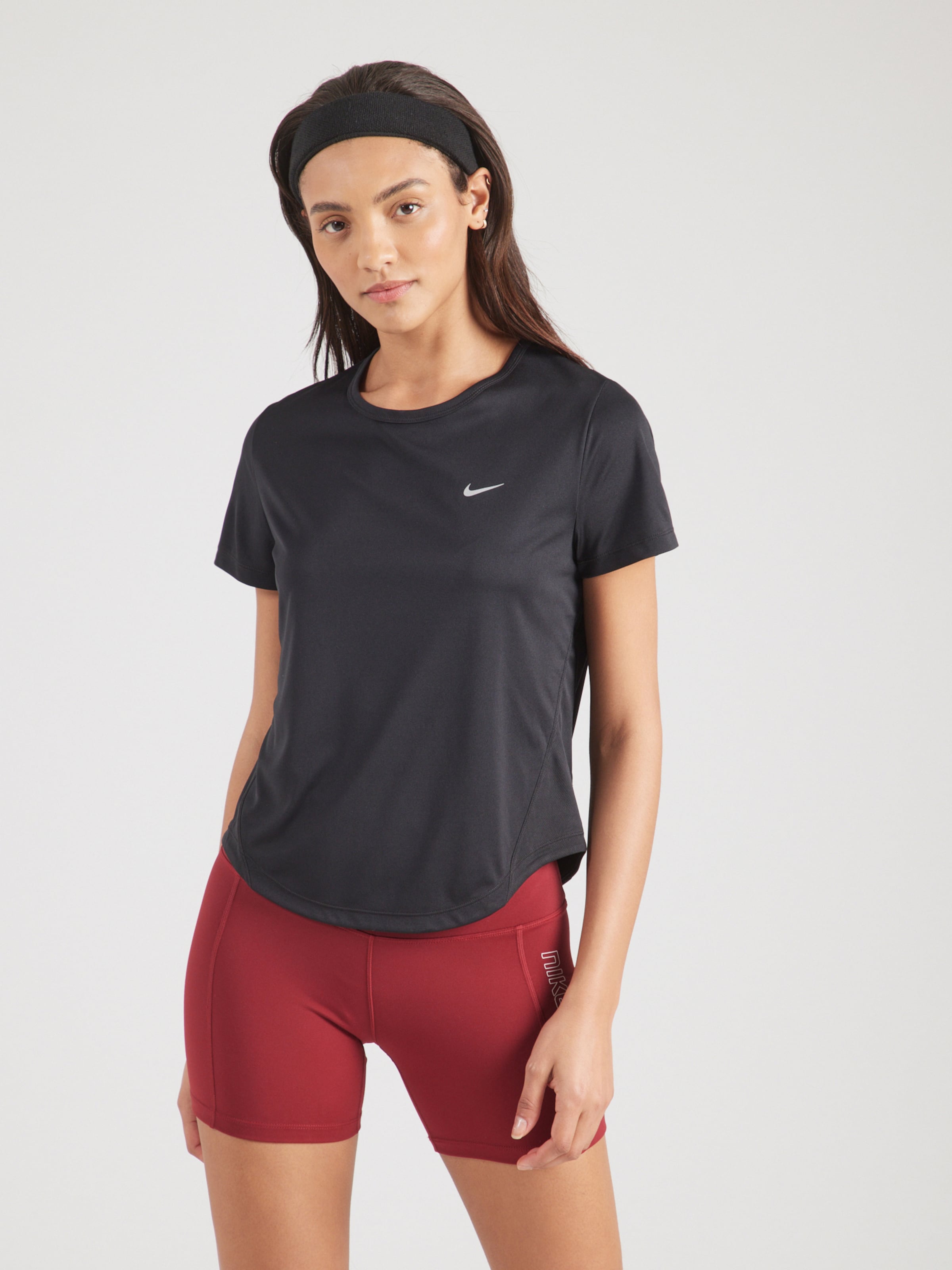 NIKE Funkcionalna majica 'Tempo' črna