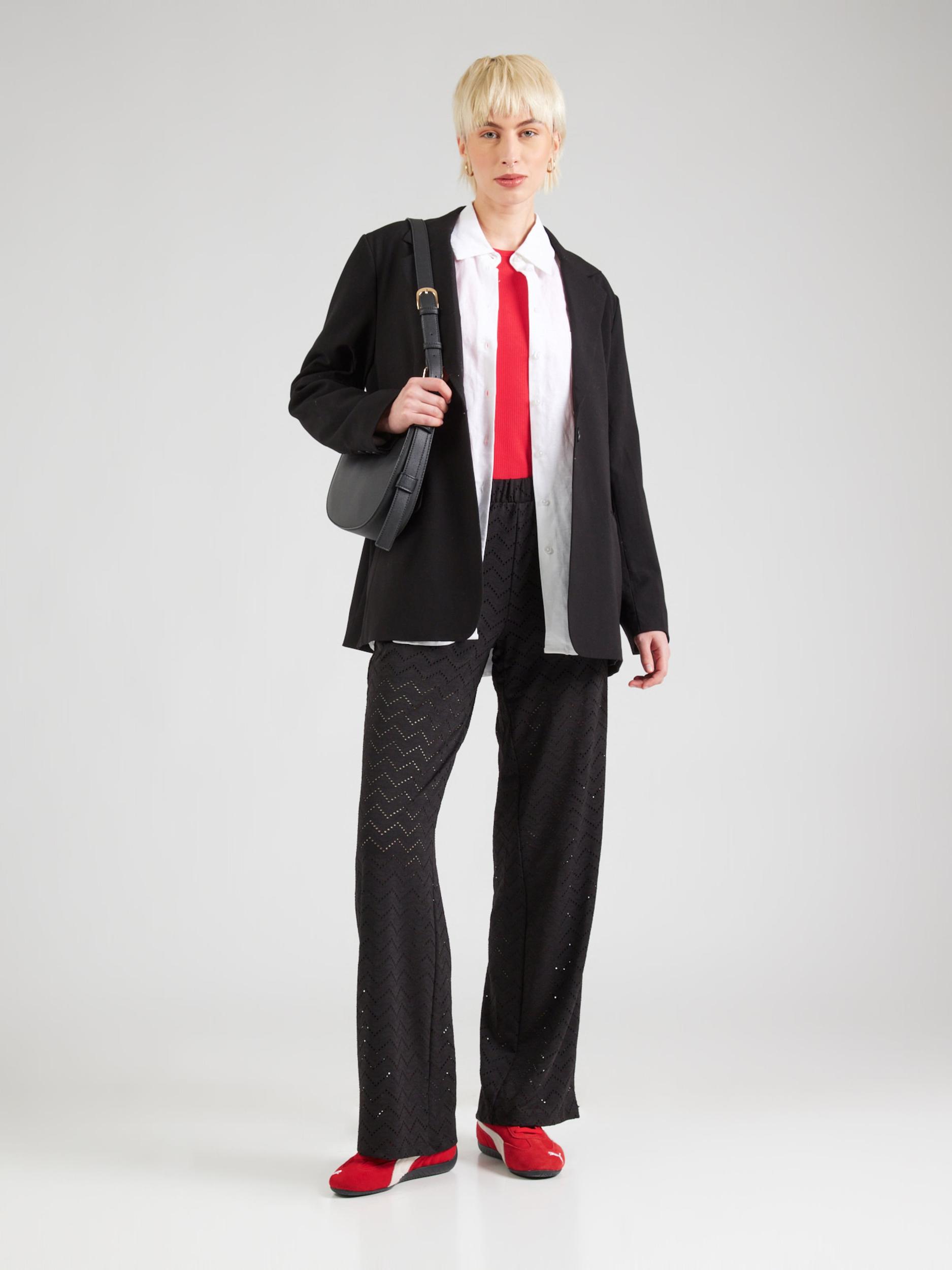 VERO MODA Hlače 'VMTHAS' črna