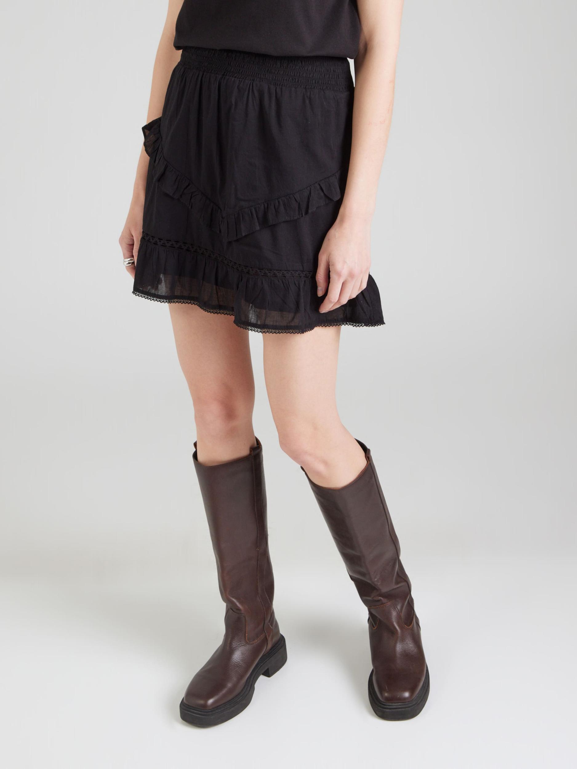 PIECES Krilo 'PCAstrid' črna