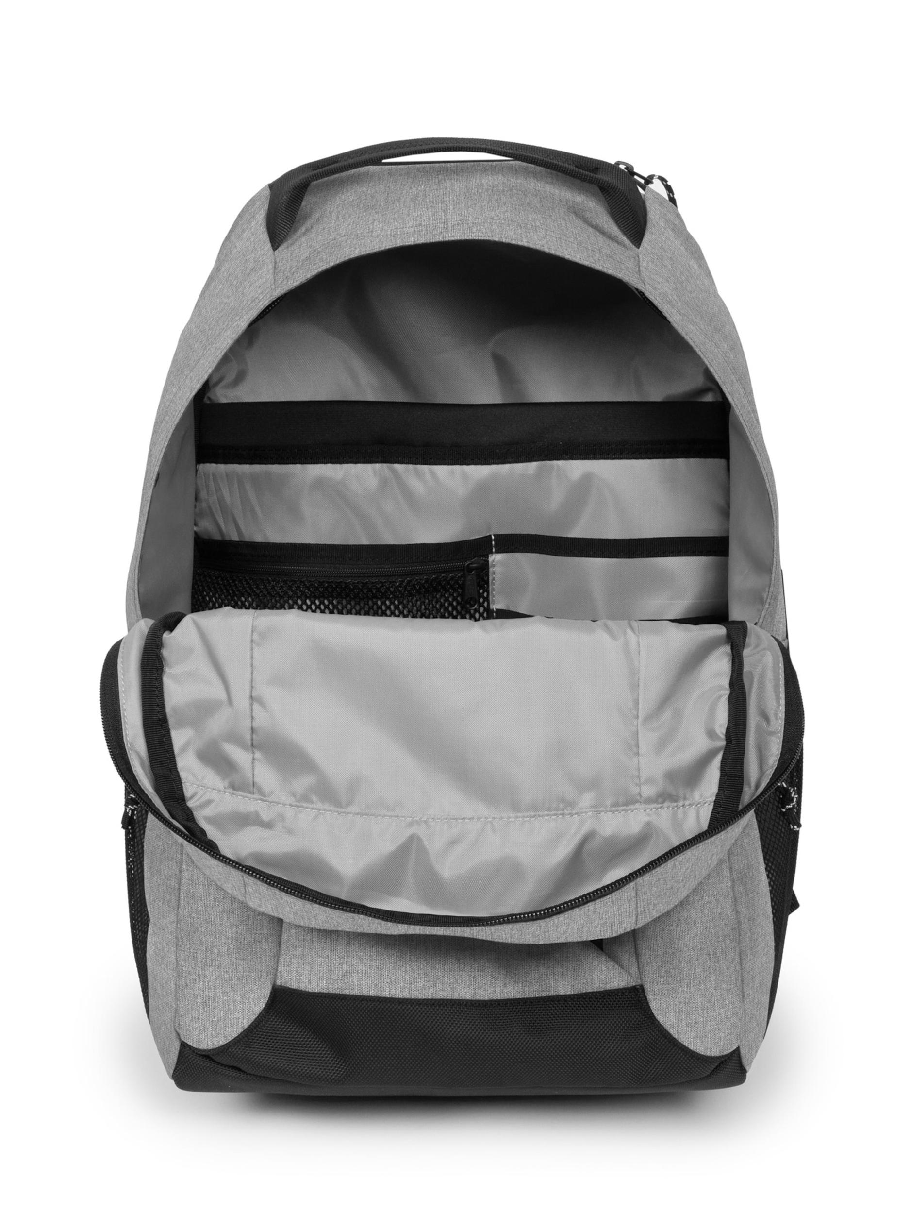 EASTPAK Nahrbtnik 'Smallker Pro' pegasto siva / črna