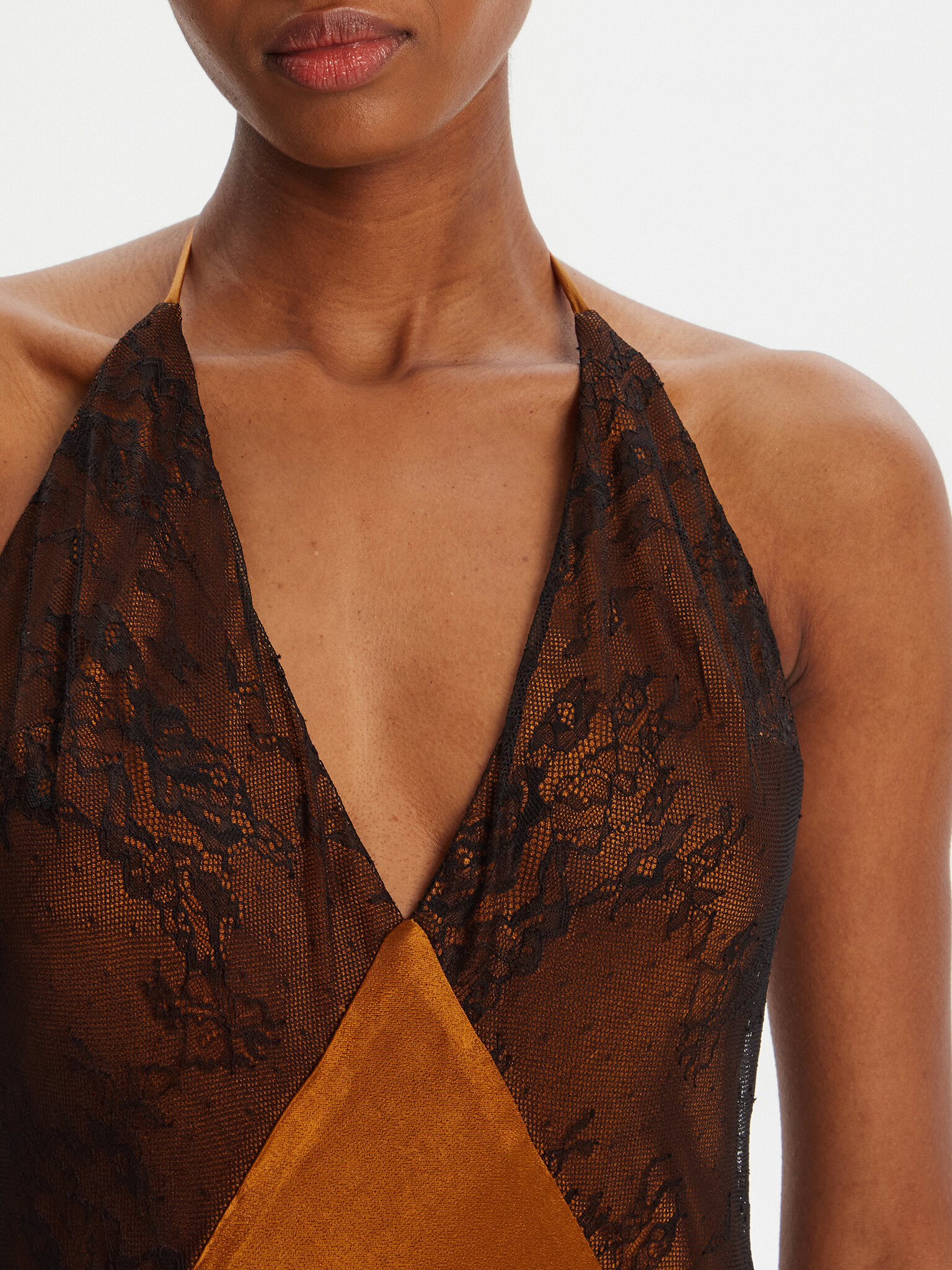 Večerna obleka Bardot