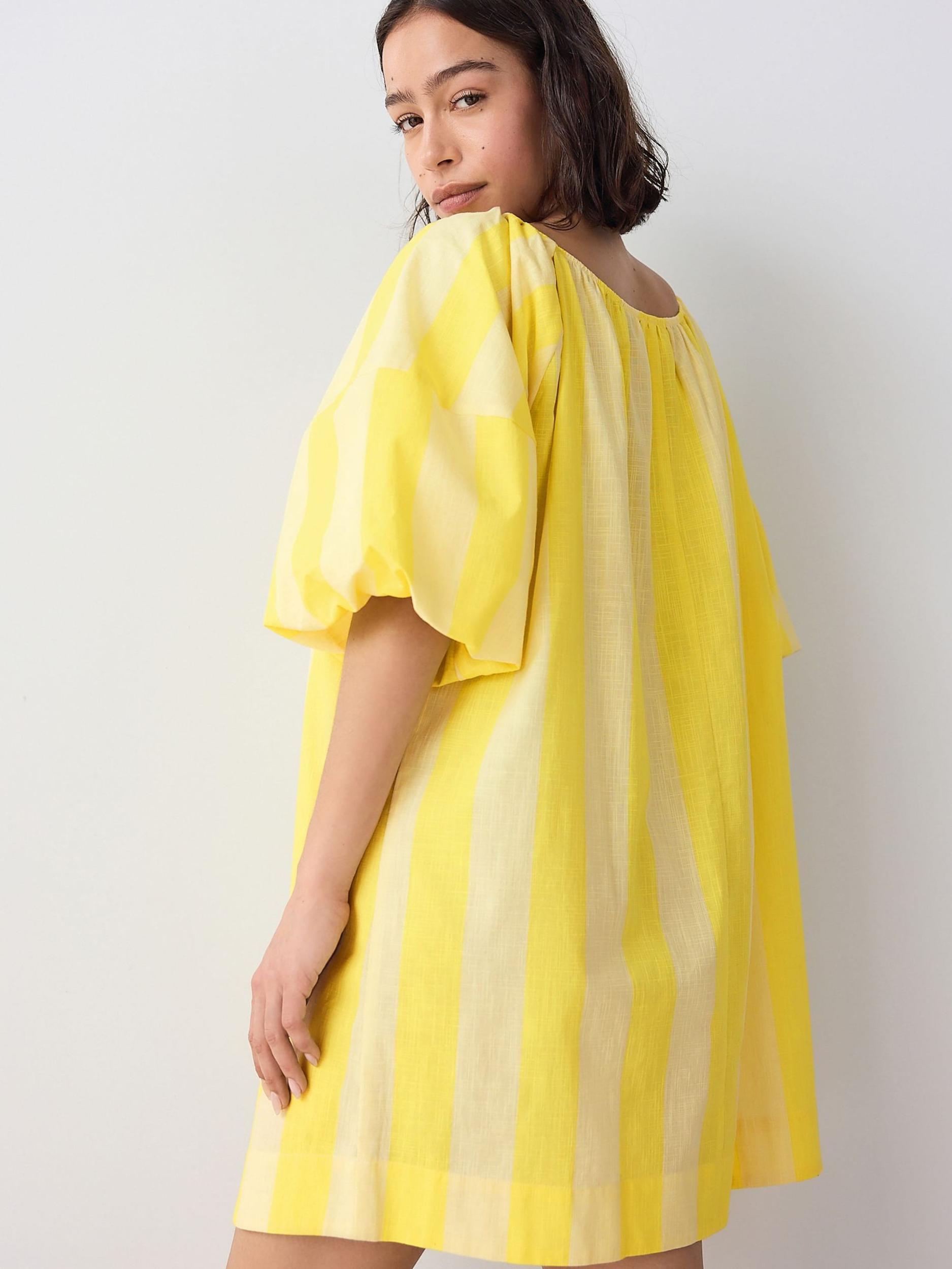 Next Poletna obleka rumena / svetlo rumena