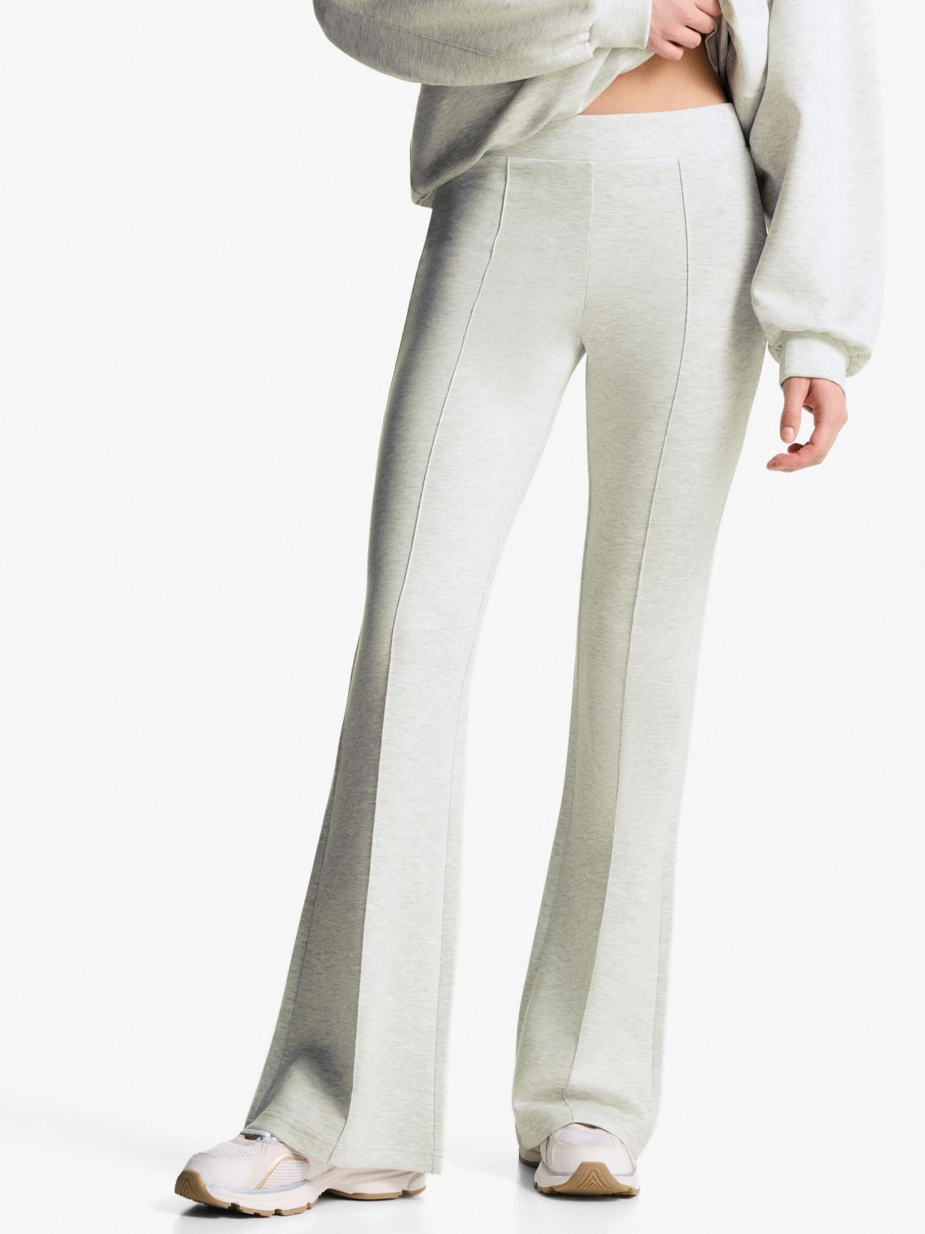 Bershka Hlače svetlo siva