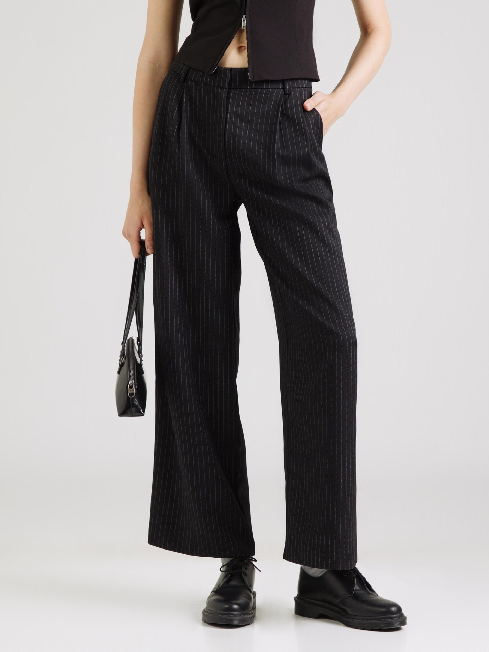 ONLY Hlače z naborki 'ONLREINA' črna / bela