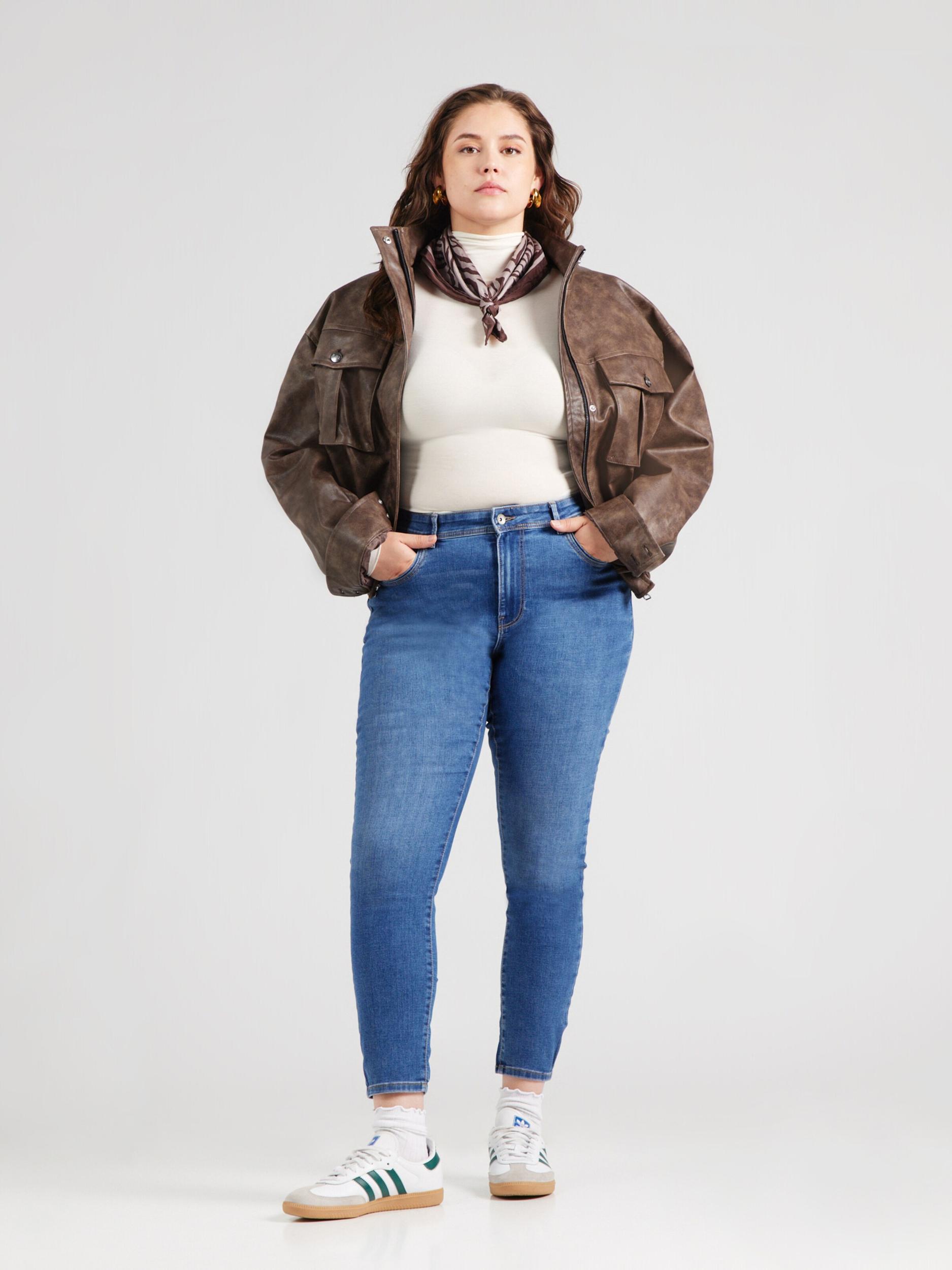 ONLY Carmakoma Kavbojke 'CARALLY' moder denim