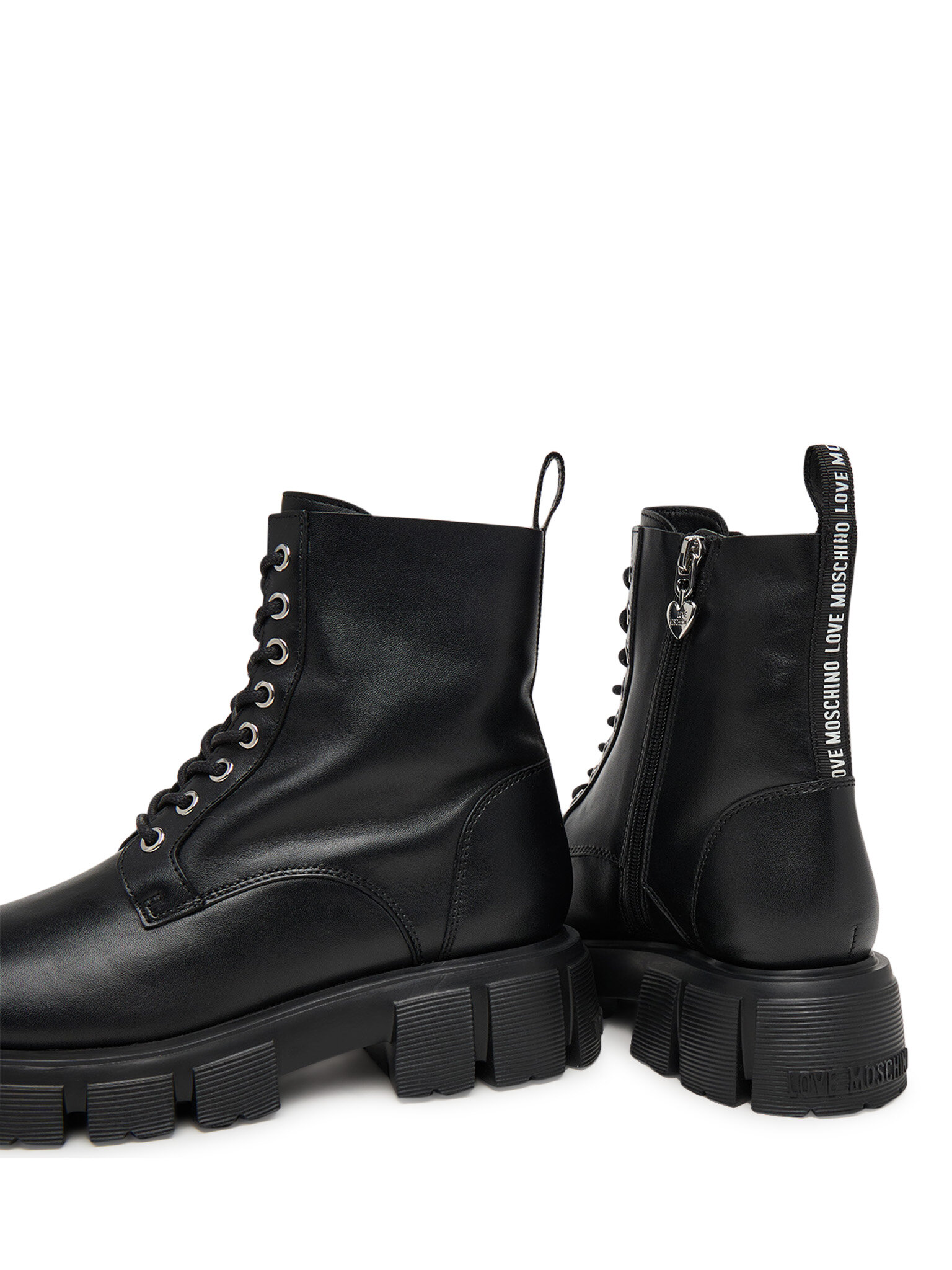 Gležnjarji LOVE MOSCHINO