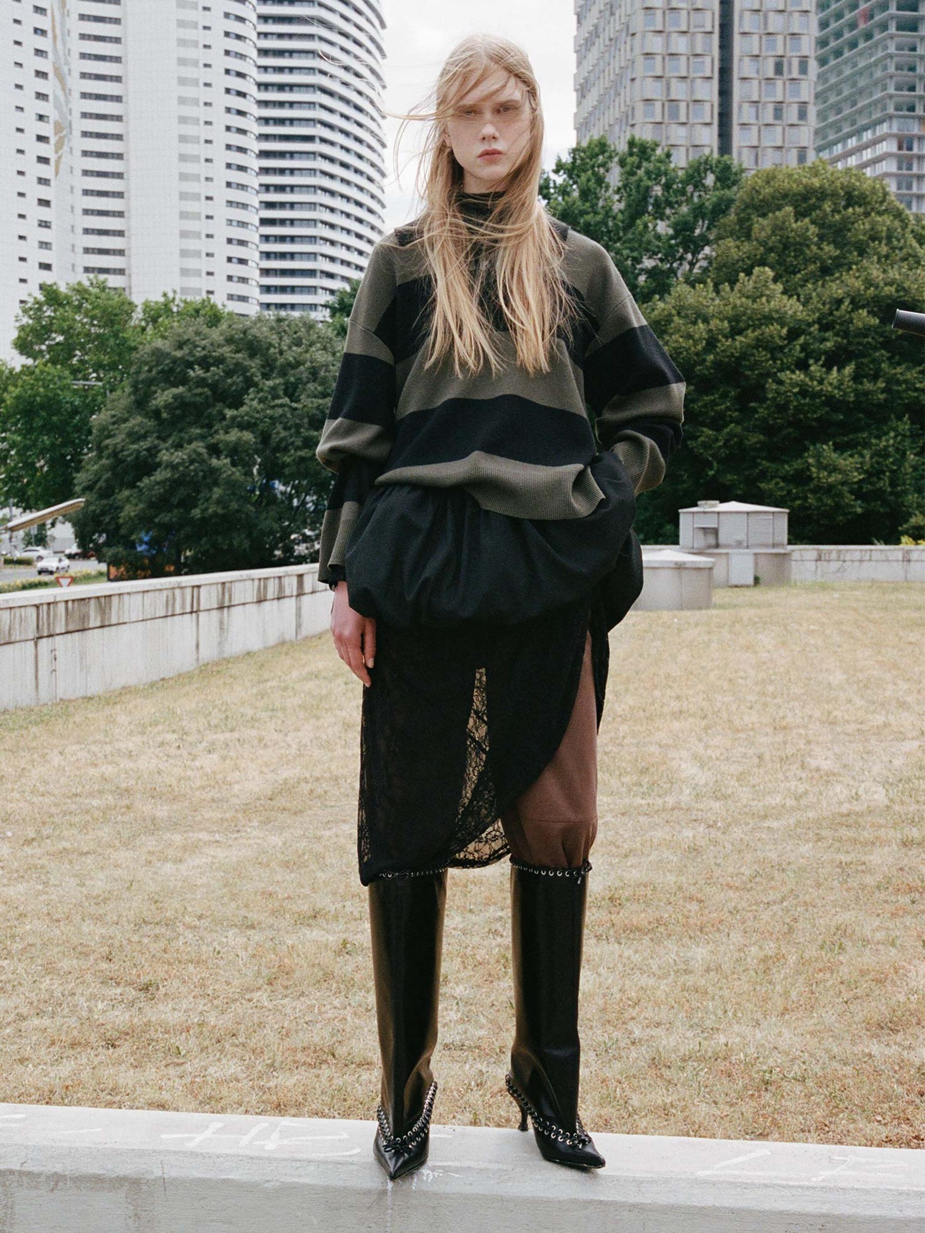 EDITED Majica 'Laiani' zelena / črna