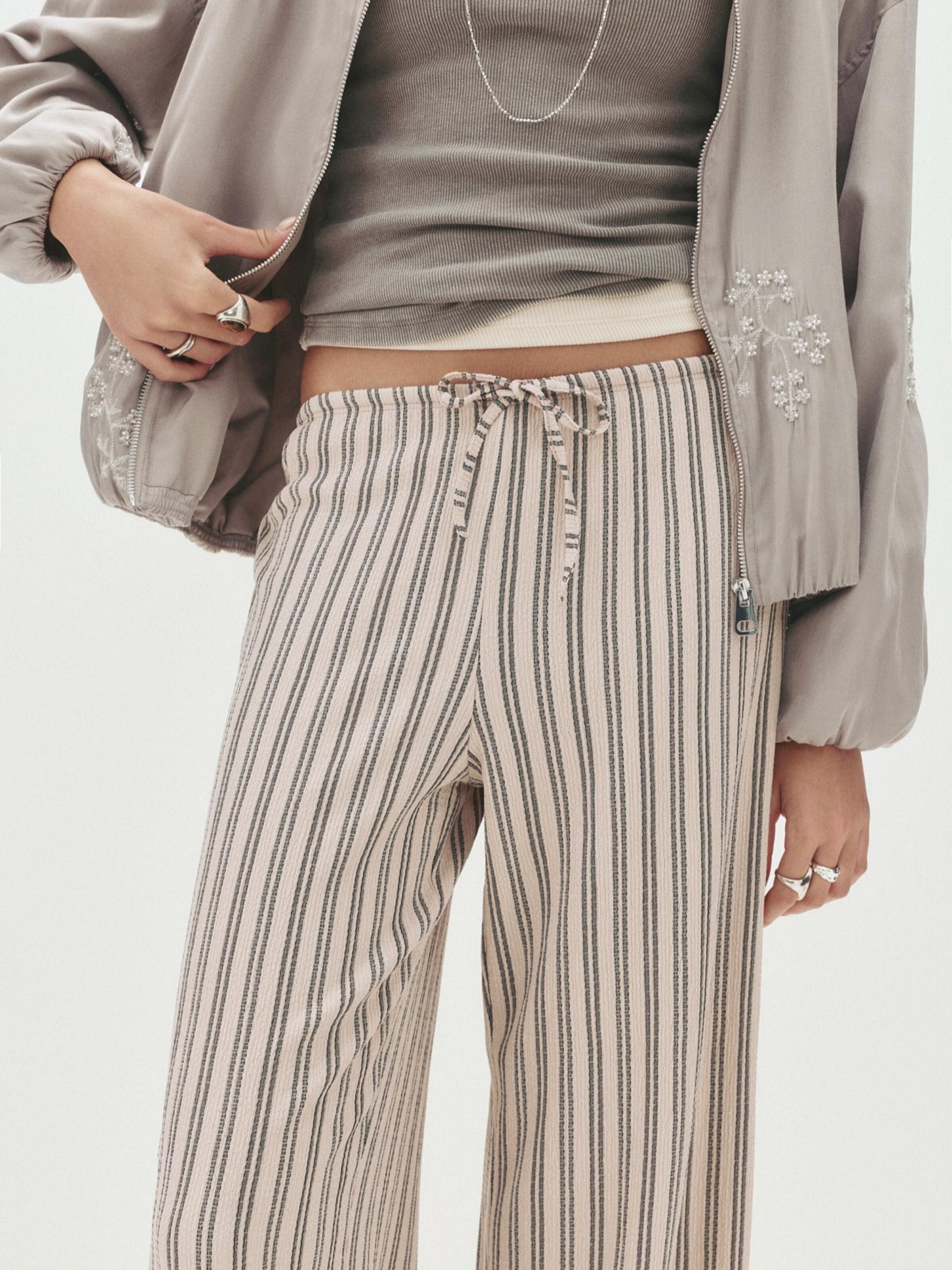 Pull&Bear Hlače ecru / siva