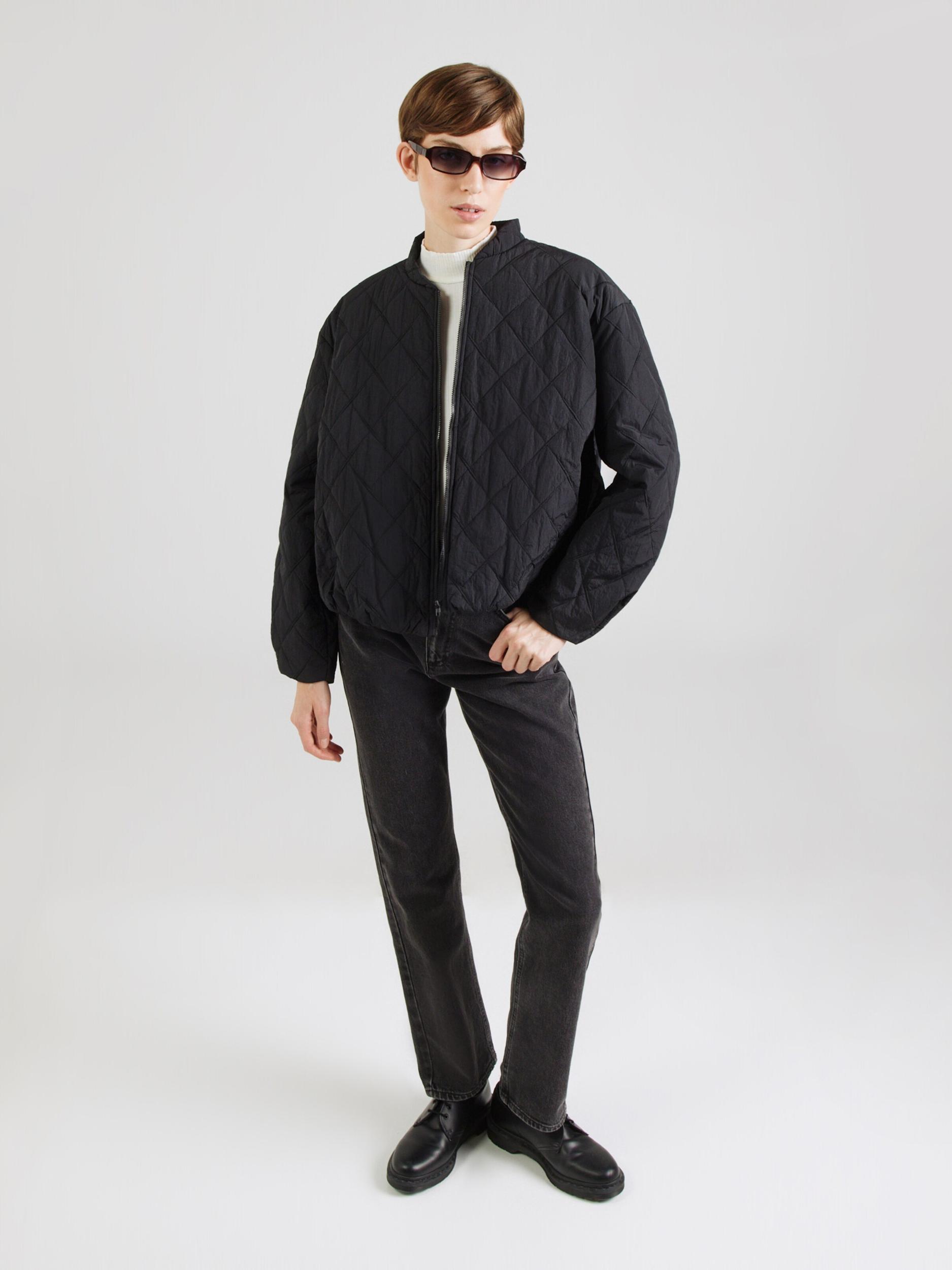 VERO MODA Prehodna jakna 'VMROBBIE' črna