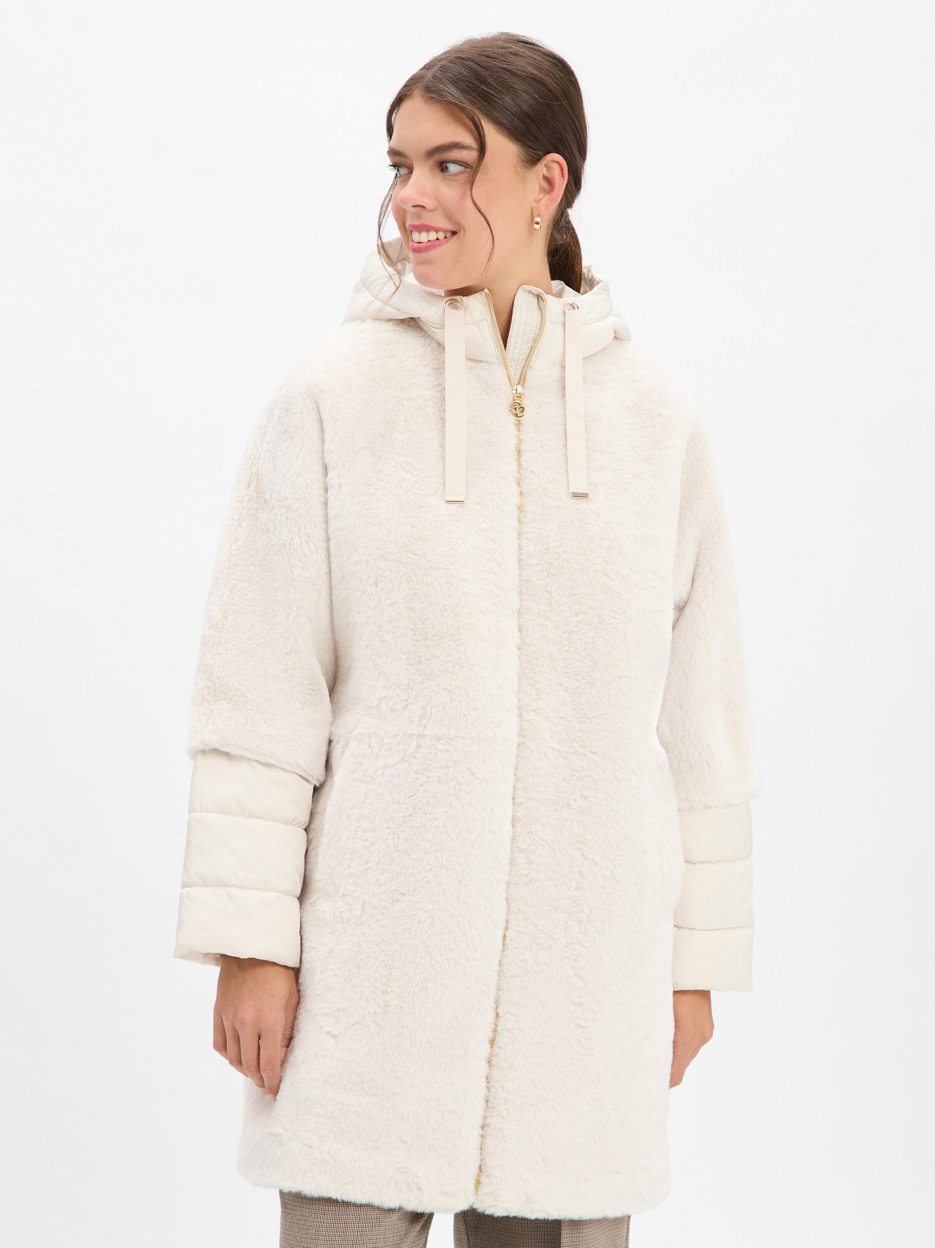 s.Oliver BLACK LABEL Zimski plašč kremna