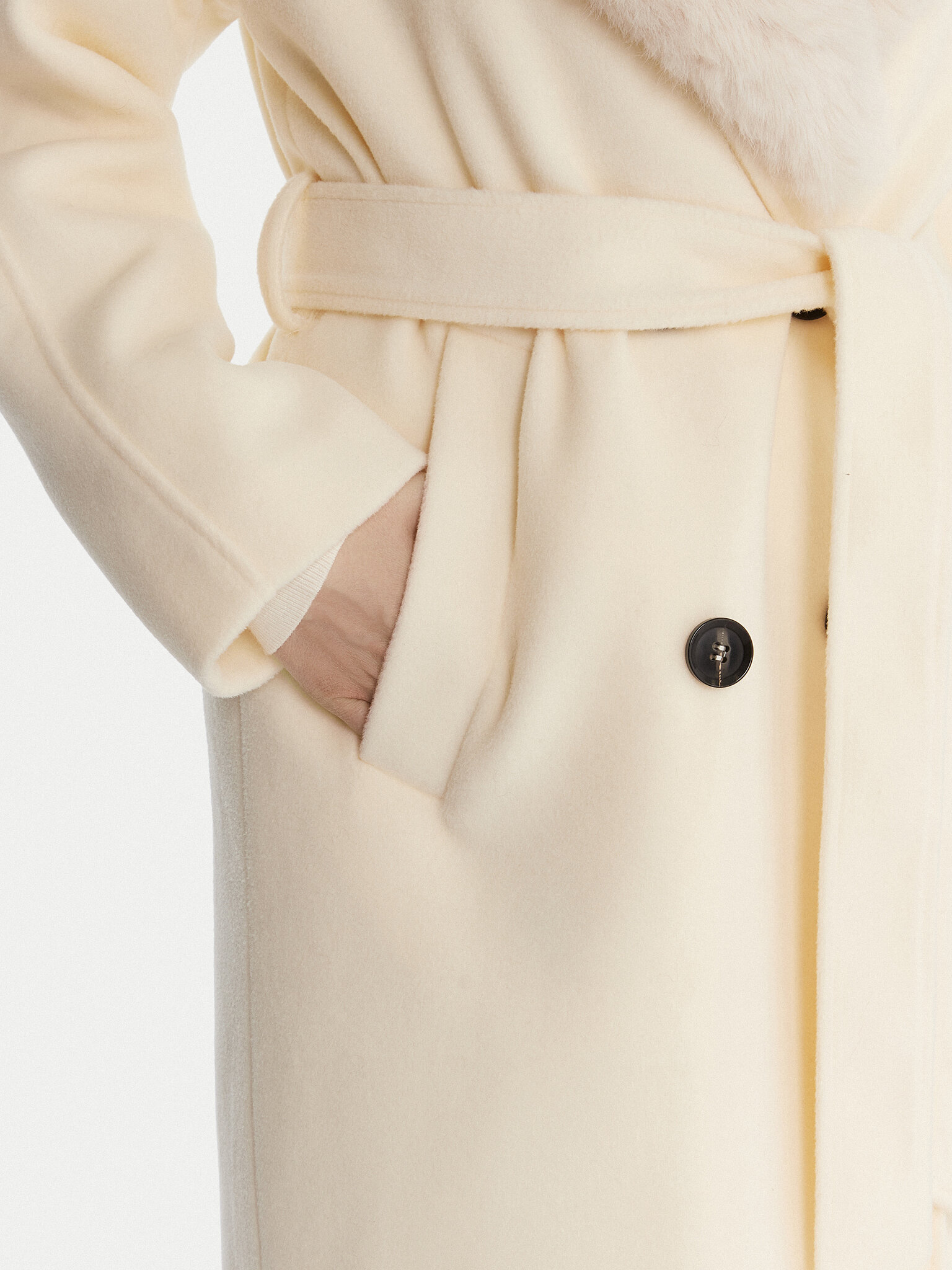 Prehodni plašč Artigli