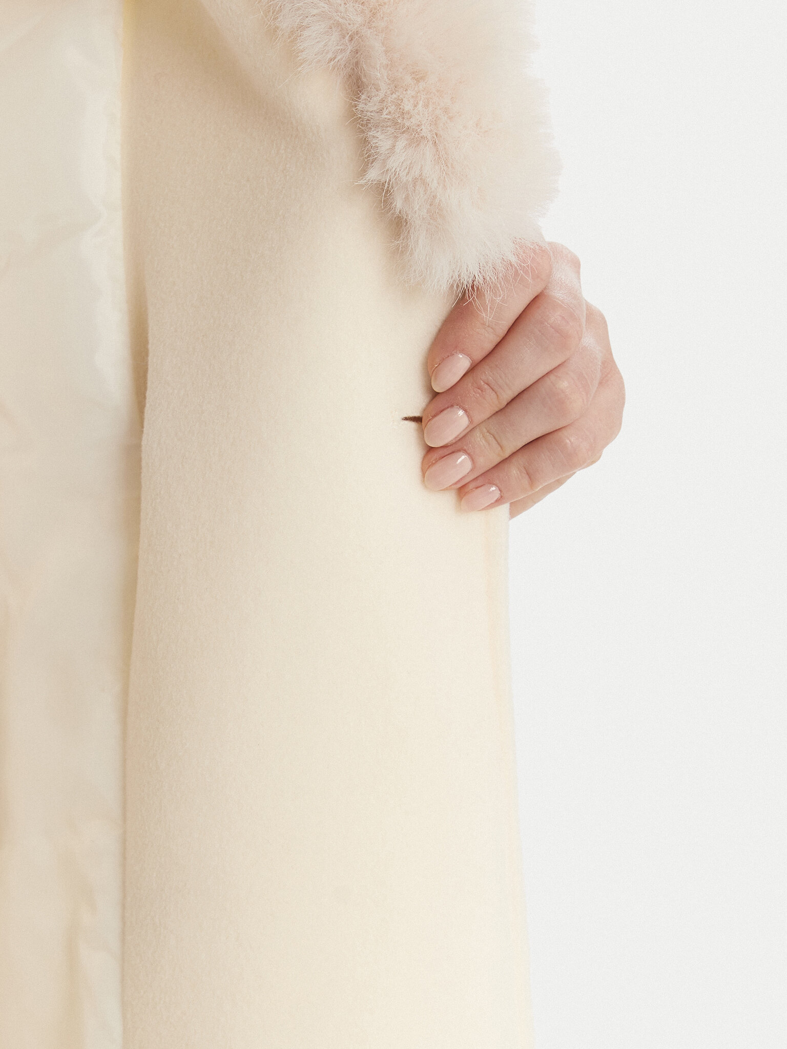 Prehodni plašč Artigli