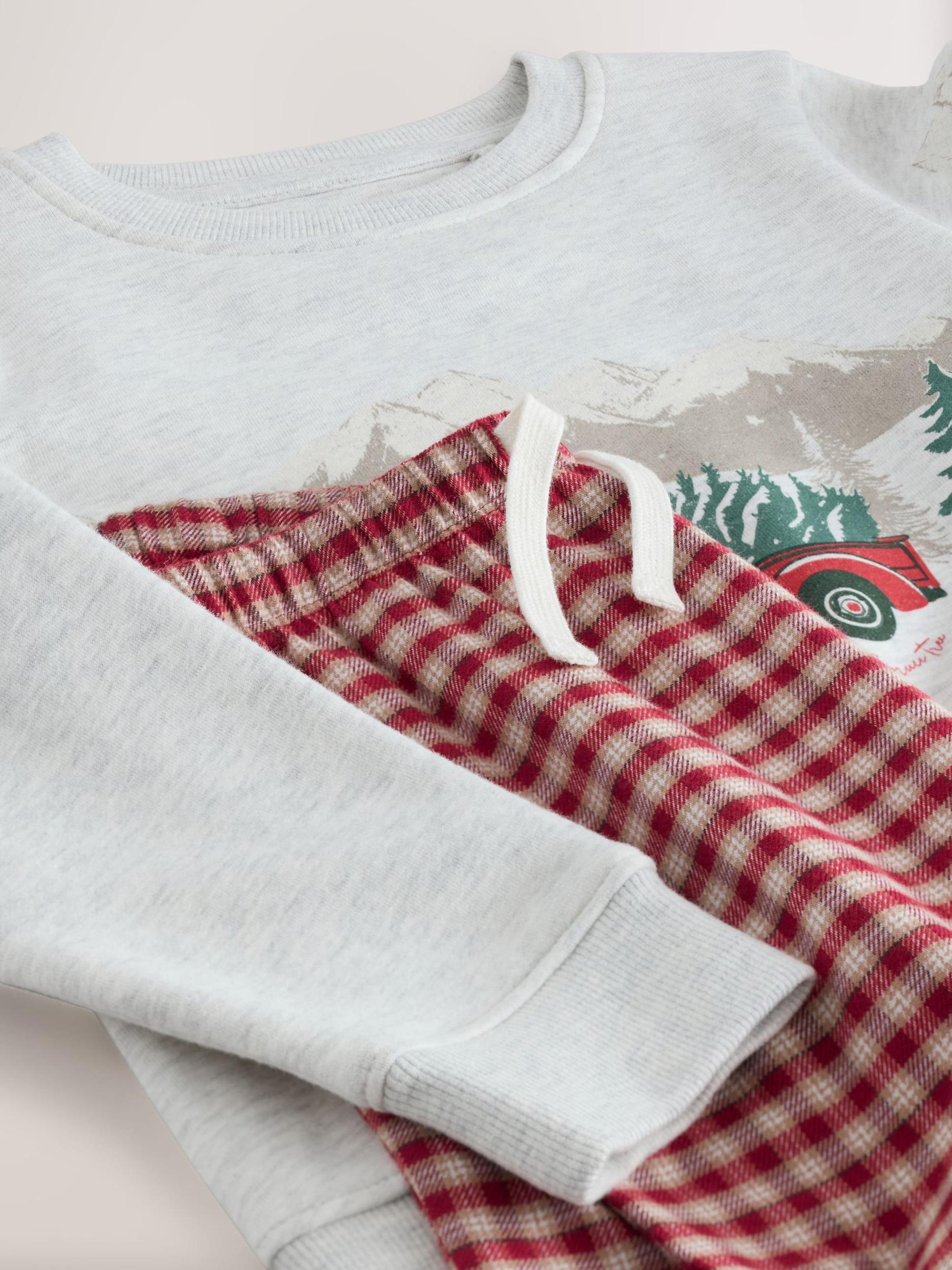 Next Pižama ecru / jelka / svetlo zelena / rdeča