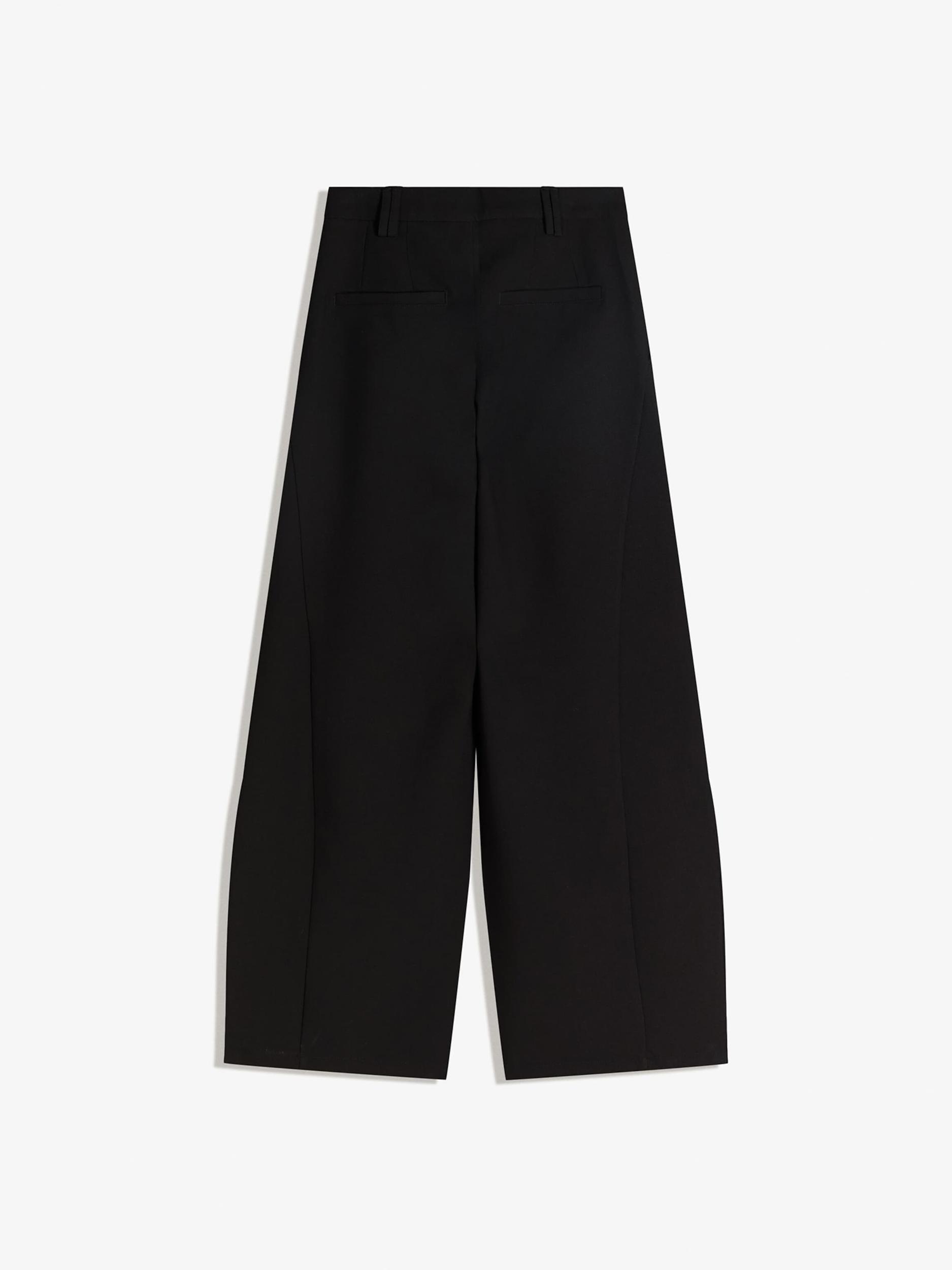 Bershka Hlače z naborki črna