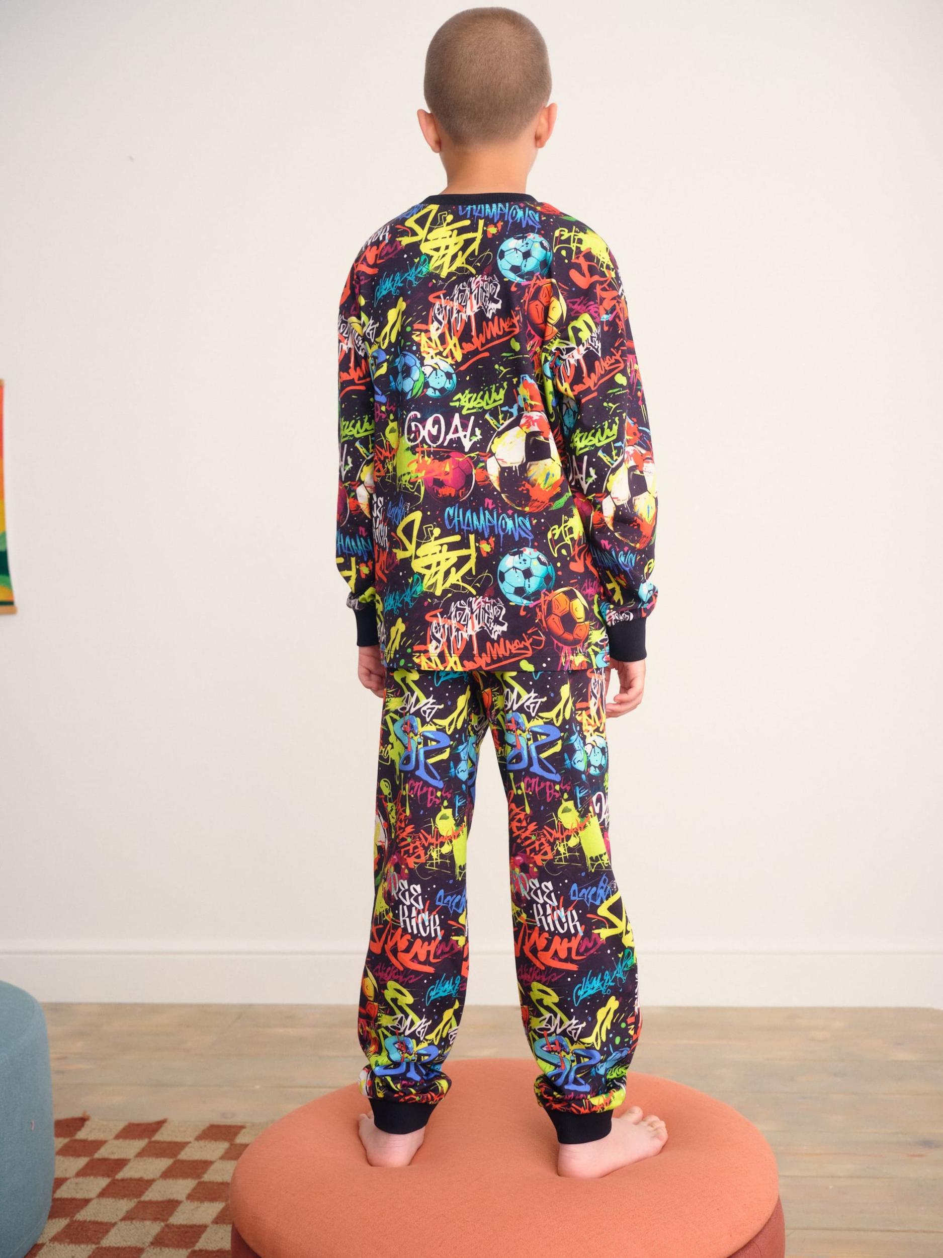 Next Pižama modra / neonsko zelena / rdeča / črna