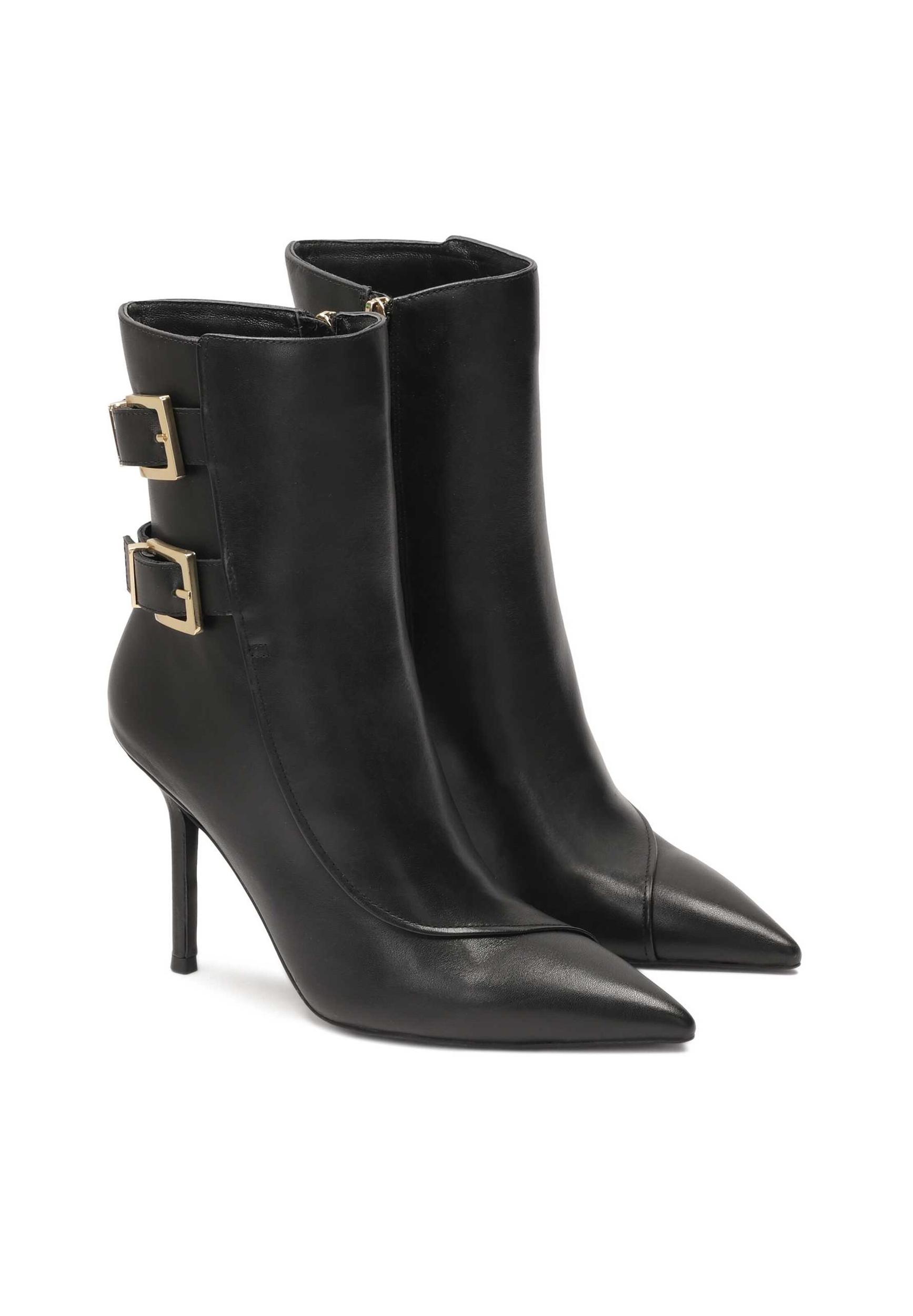 Kazar Gležnarji črna