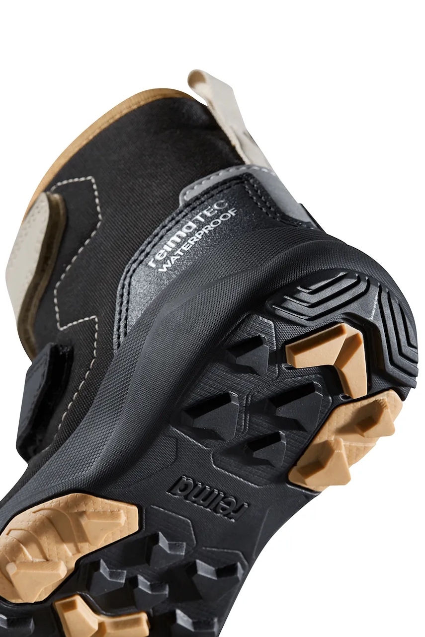 Otroški zimski škornji Reima Talviuni