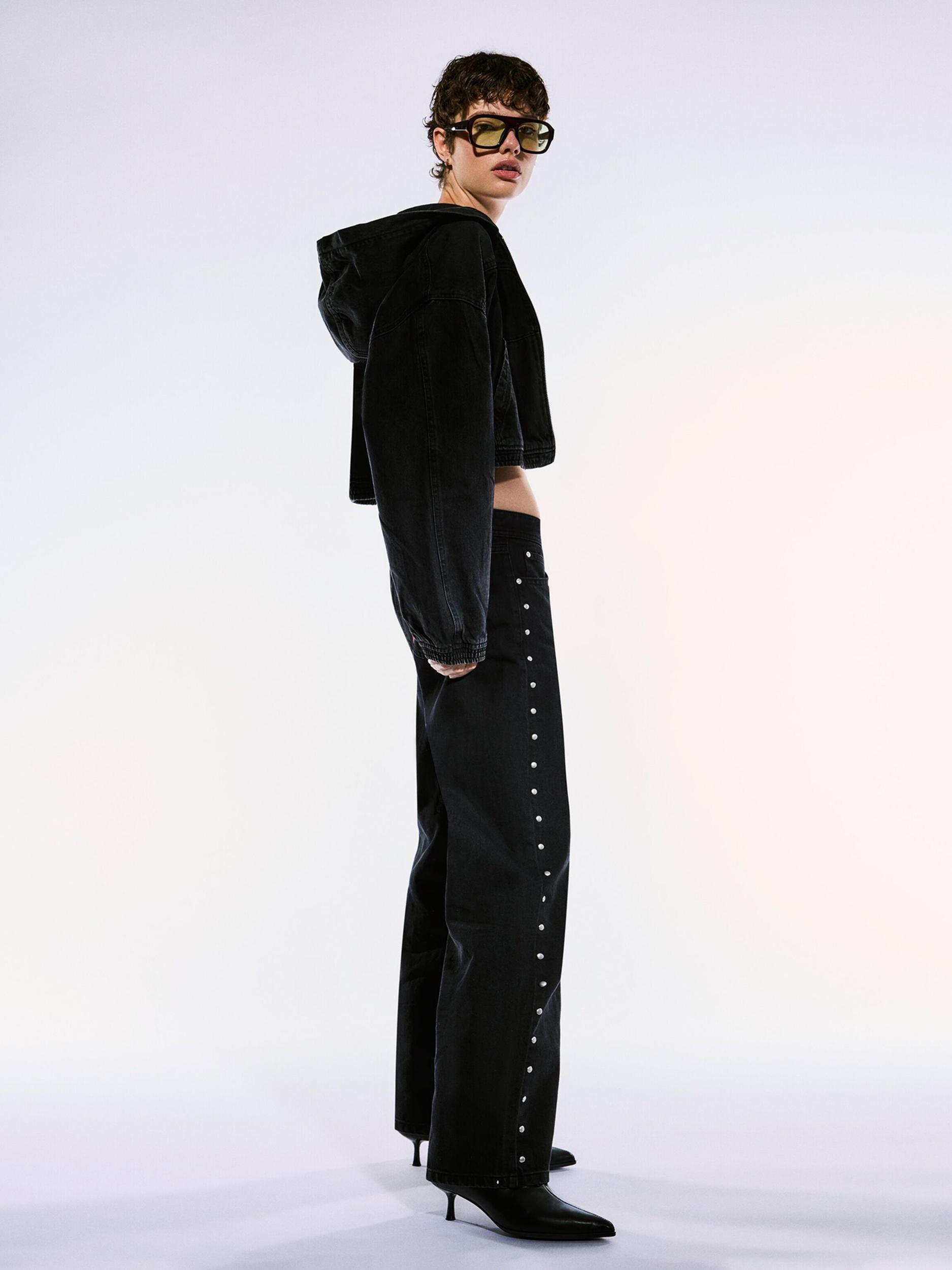 Bershka Kavbojke svetlo roza / črn denim