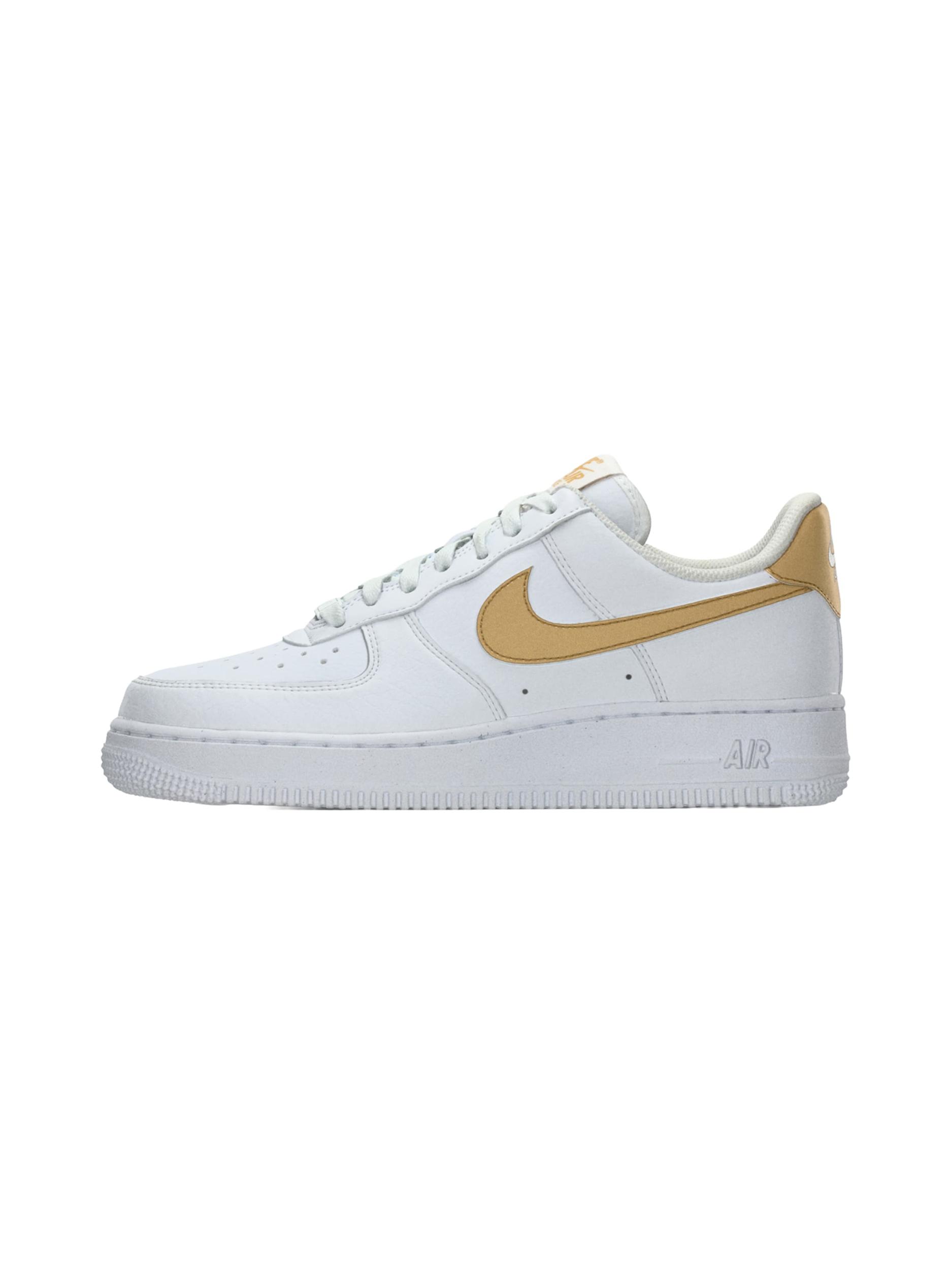 Nike Sportswear Nizke superge 'Air Force 1 '07 Better' zlata / bela