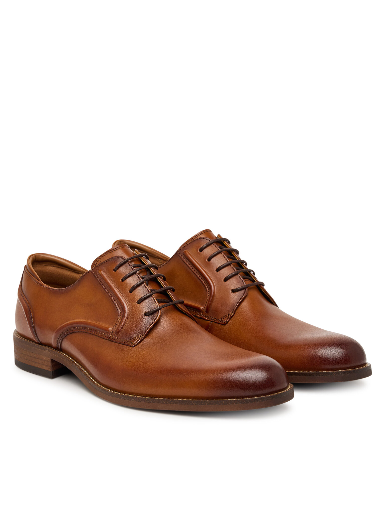 Nizki čevlji Clarks