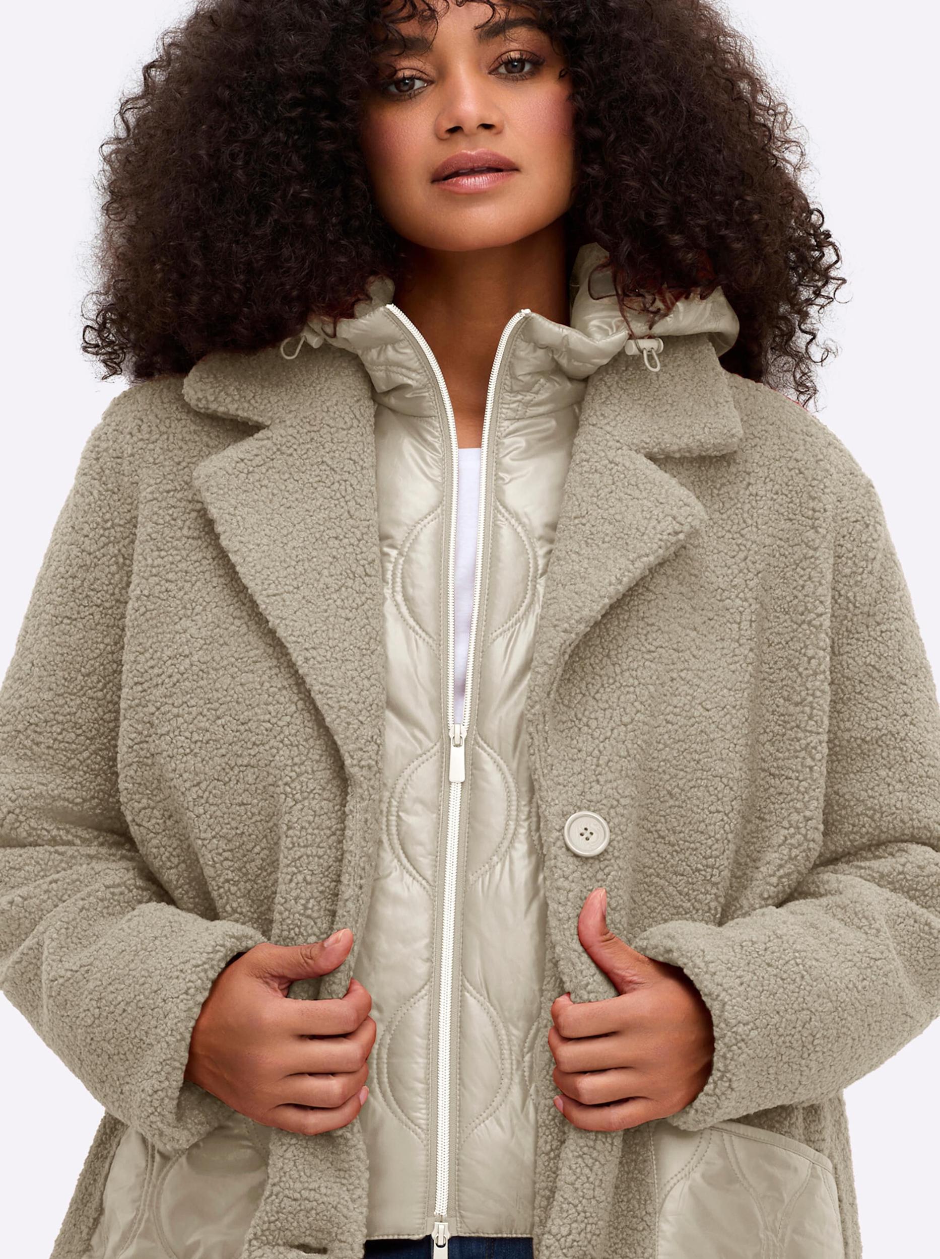 SHEEGO Prehodna jakna pastelno zelena