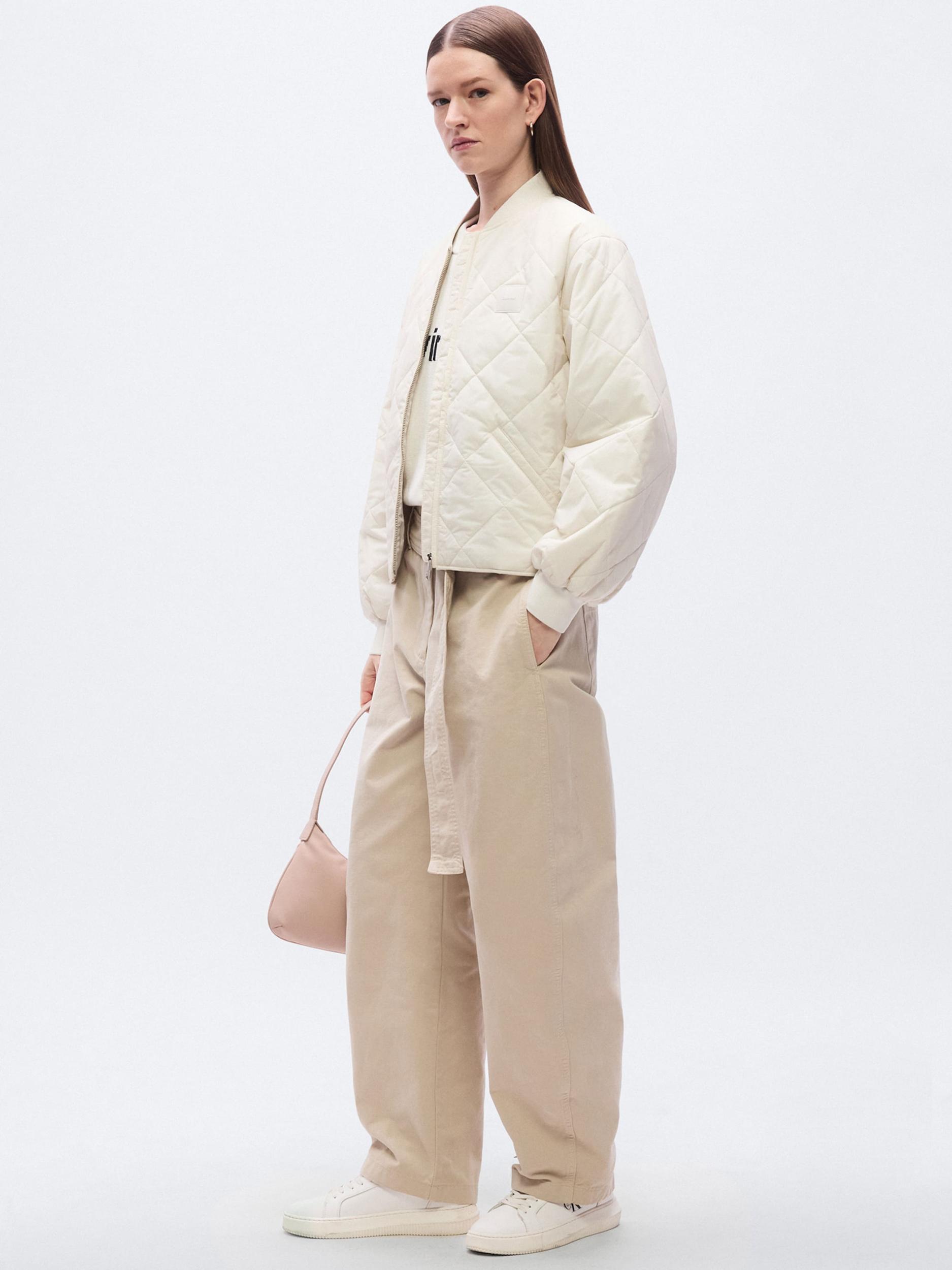 Calvin Klein Jeans Prehodna jakna naravno bela