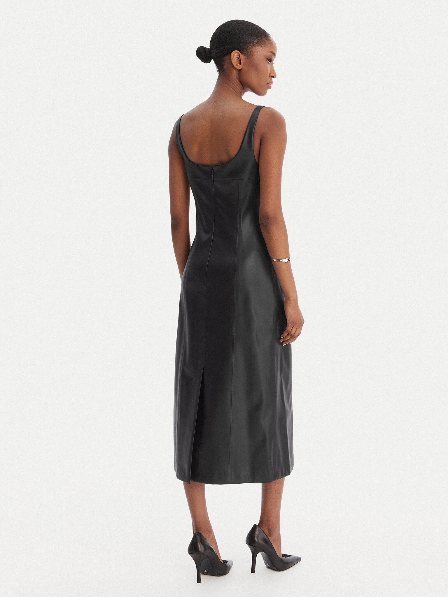 Obleka iz umetnega usnja HUGO