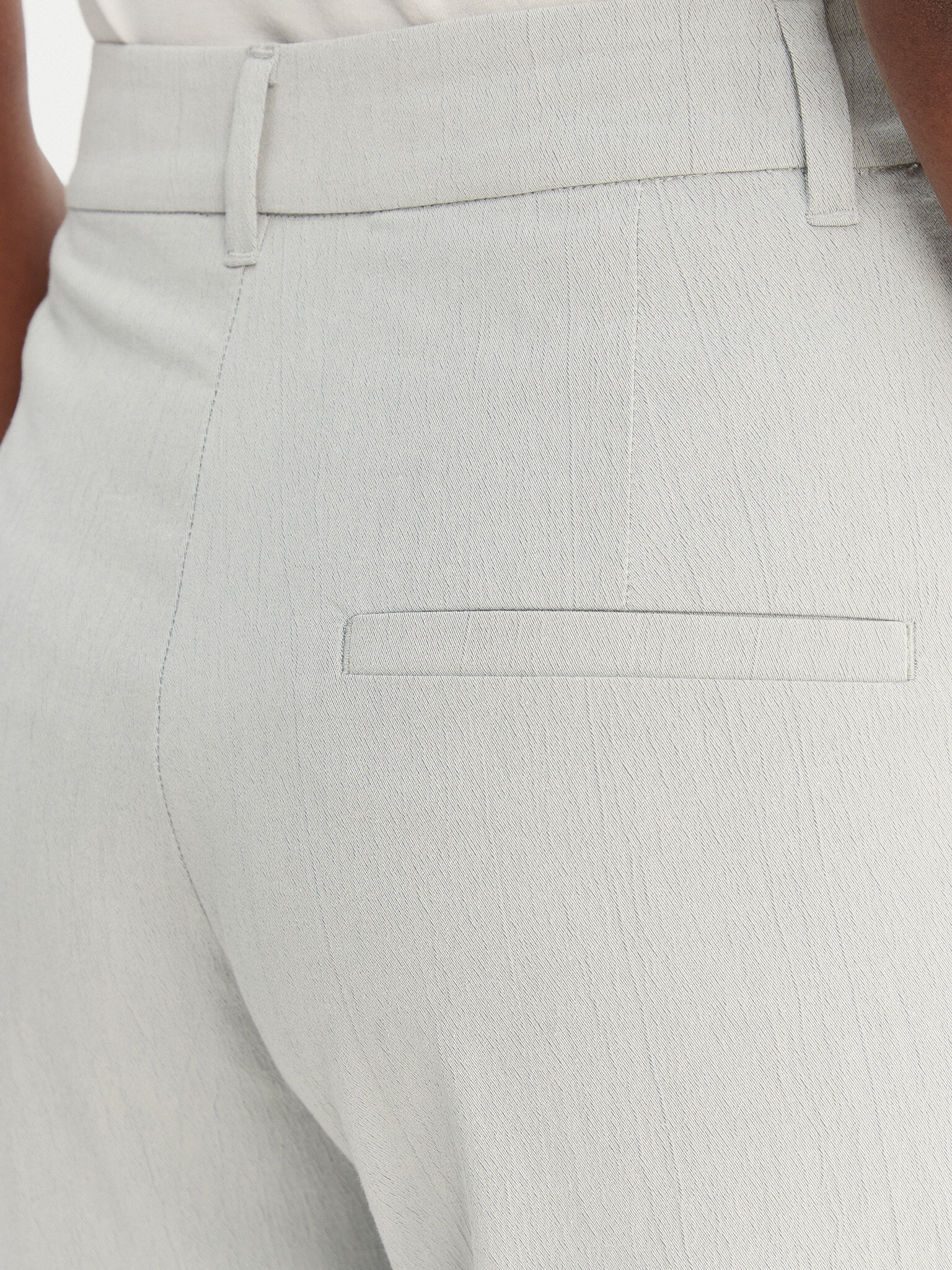 Hlače iz tkanine Eleh