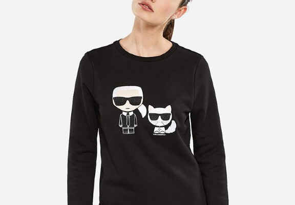črna majica s potiskom karl lagerfeld in mačka