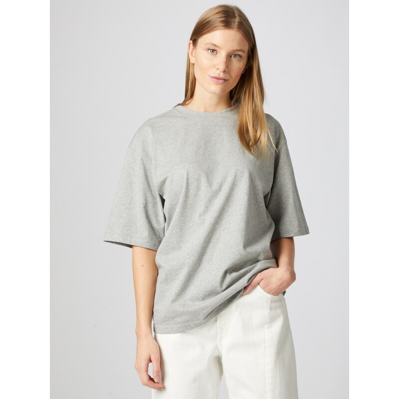 ABOUT YOU x Benny Cristo Majica 'Claas' siva