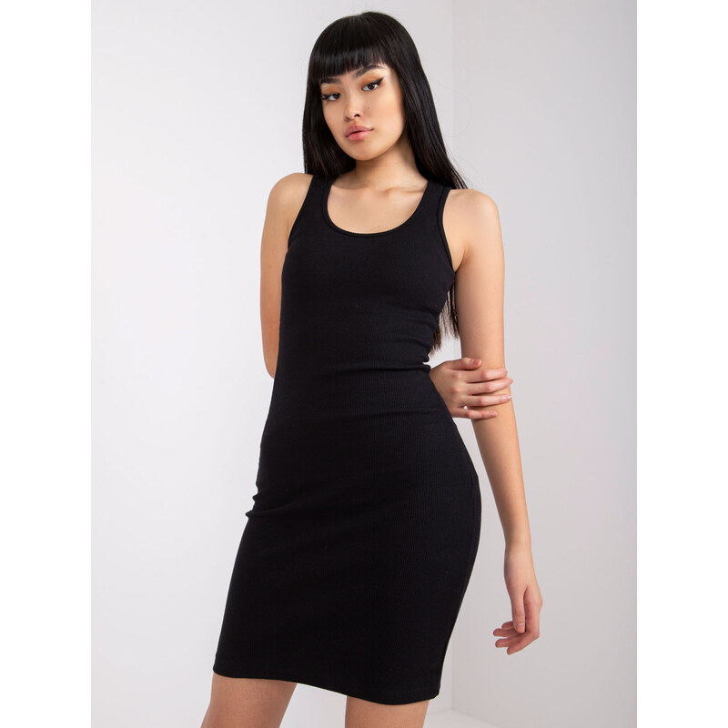 RUE PARIS Ženska obleka Fashionhunters Fitted