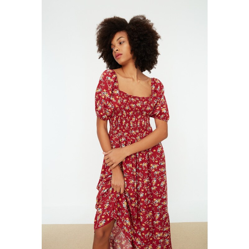 Ženska obleka Trendyol Floral Patterned