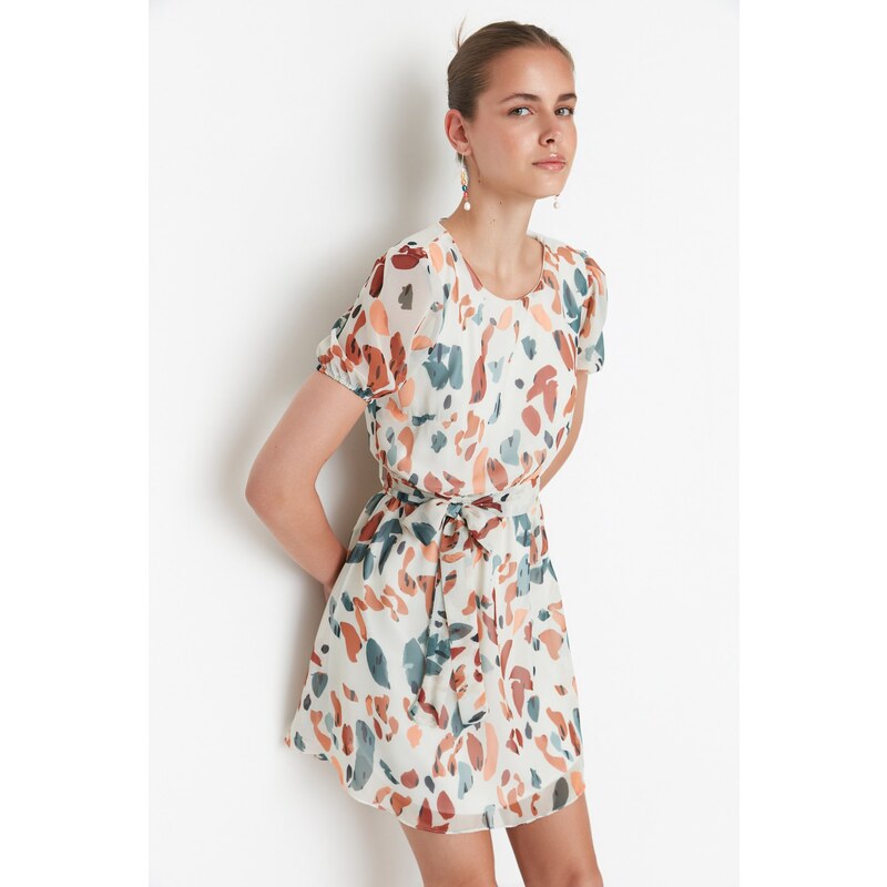 Ženska obleka Trendyol Ecru