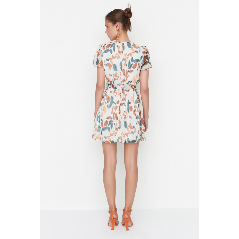 Ženska obleka Trendyol Ecru