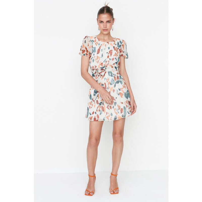 Ženska obleka Trendyol Ecru