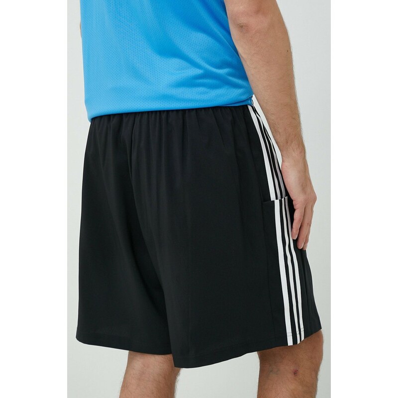 Kratke hlače za vadbo adidas Essentials Chelsea moške, črna barva
