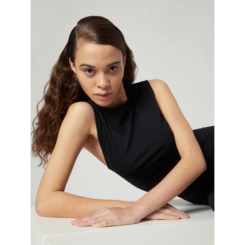 Bella x ABOUT YOU Obleka 'Talea' črna