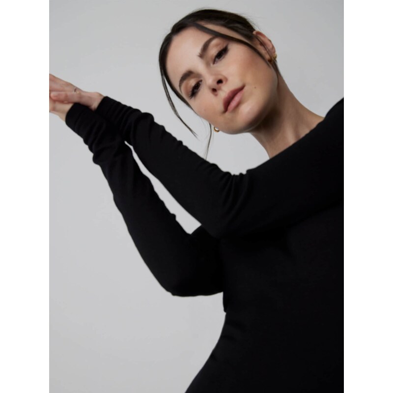 A LOT LESS Pletena obleka 'Caroline' črna