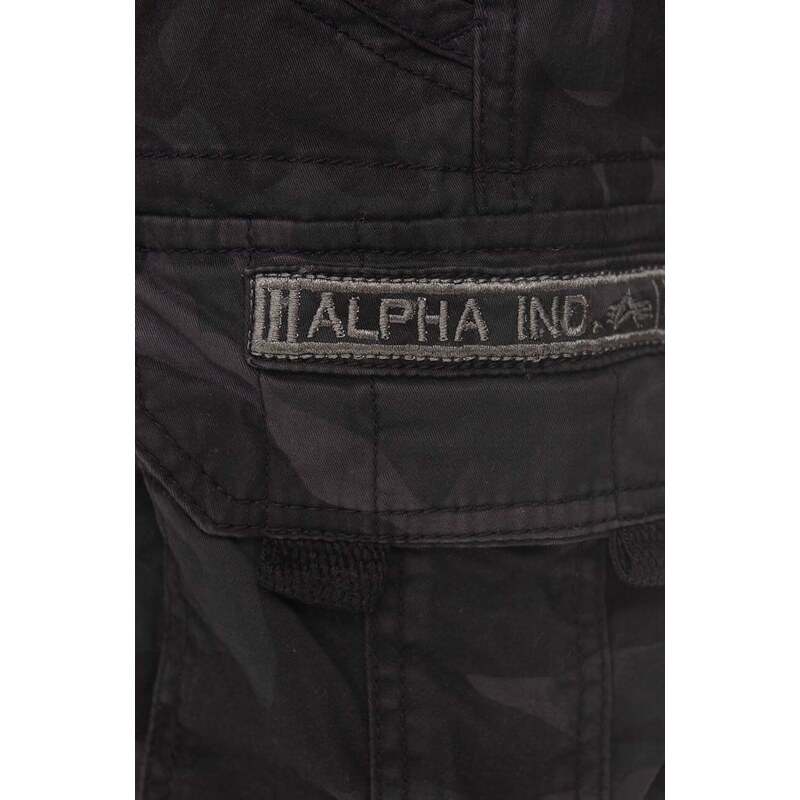 Bombažne kratke hlače Alpha Industries Short Camo 196201 125 črna barva